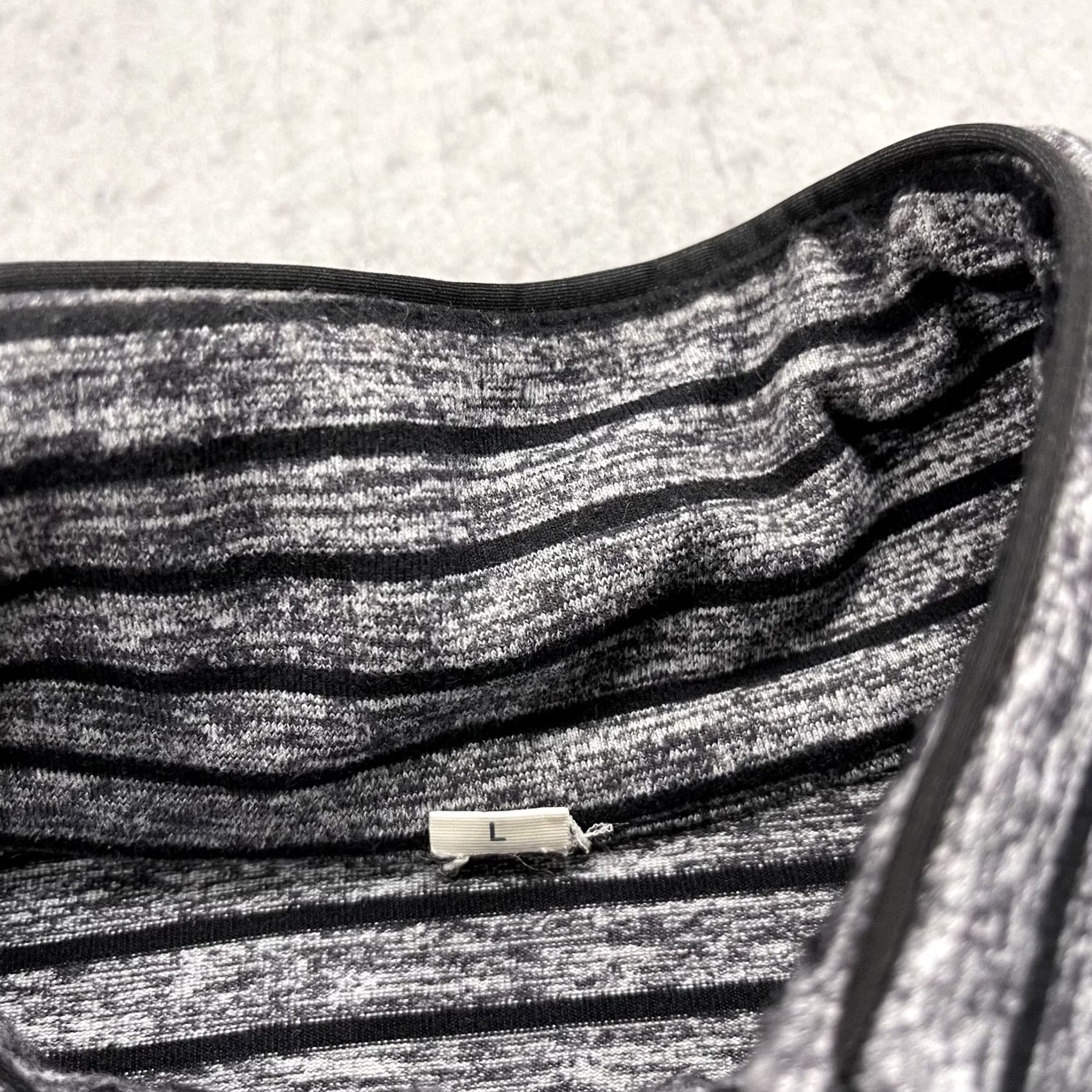 Lululemon Lululemon Jacket Mens Large Gray Striped 1/4 Zip Surge Pullover Gym Logo Size US L / EU 52-54 / 3 - 4 Thumbnail