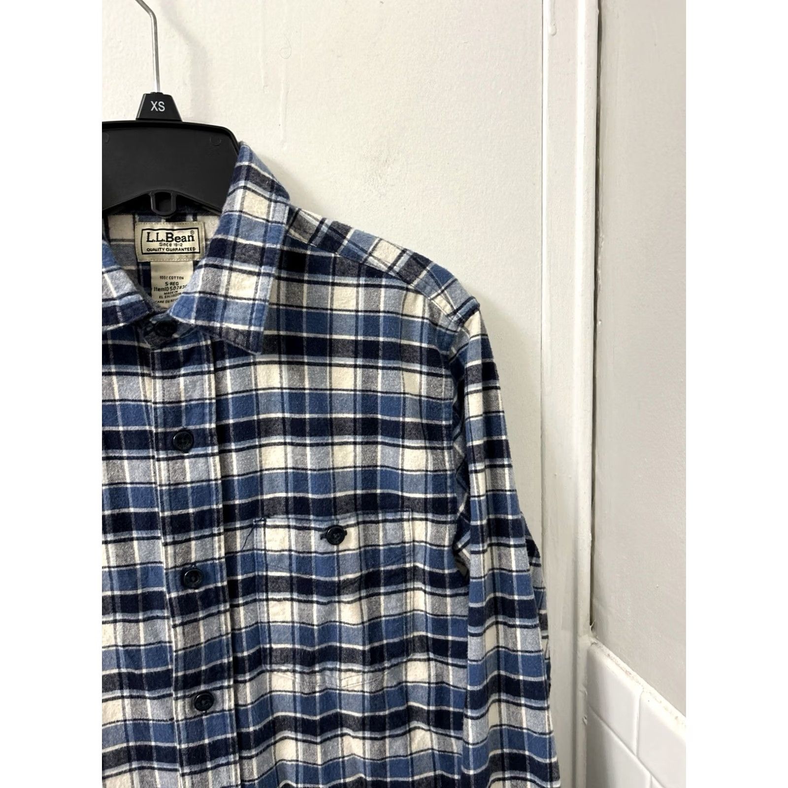 Vintage LL Bean Button-Down Shirt Mens S Blue Plaid Flannel 100% Cotton Casual Long Sleeve Pocketed 29" QTY Regular Fit Vintage No Size US S / EU 44-46 / 1 - 4 Thumbnail