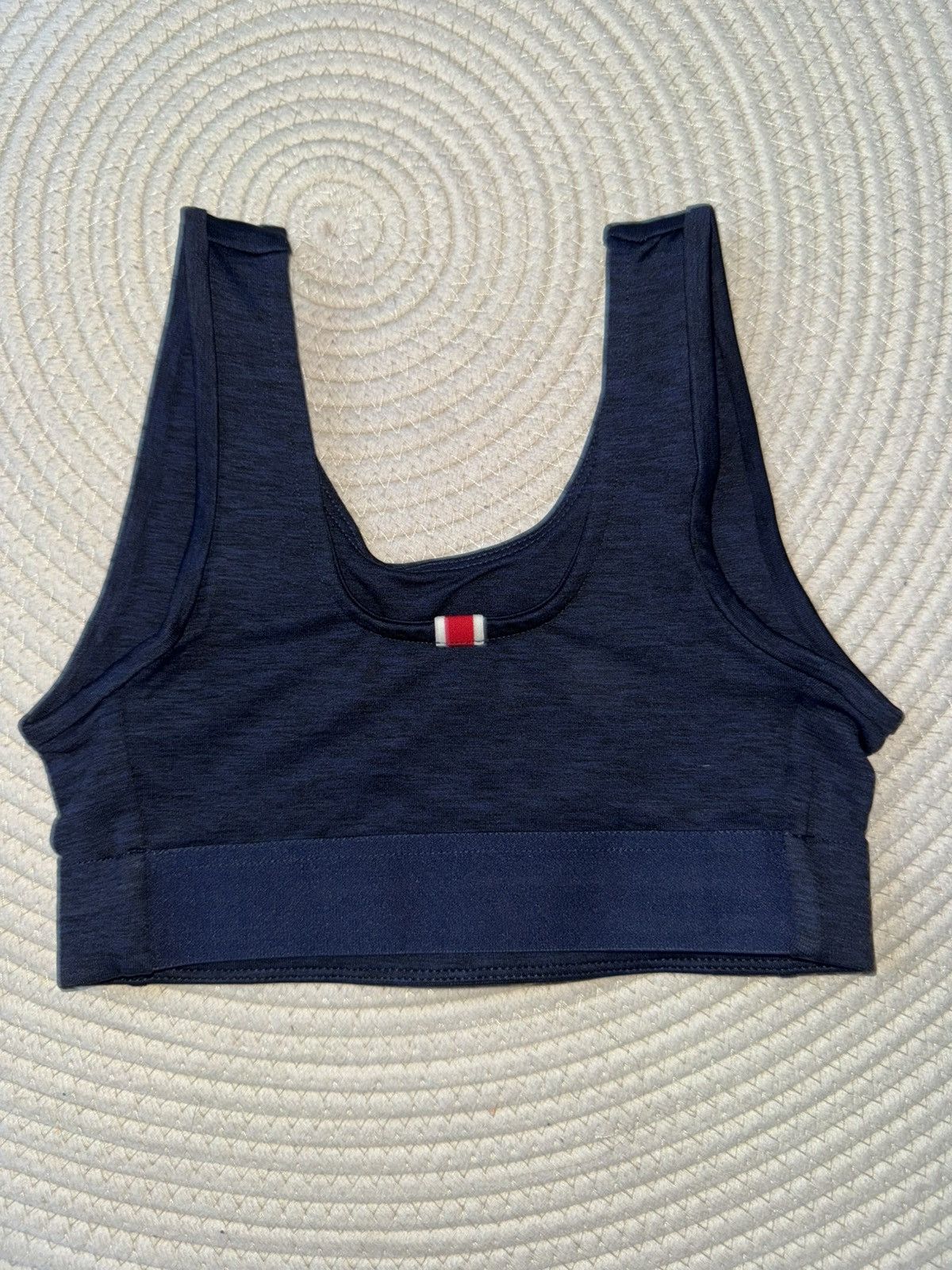 Tracksmith New England Tracksmith Session Bra size XS in Navy never worn Size XS / US 0-2 / IT 36-38 - 3 Thumbnail