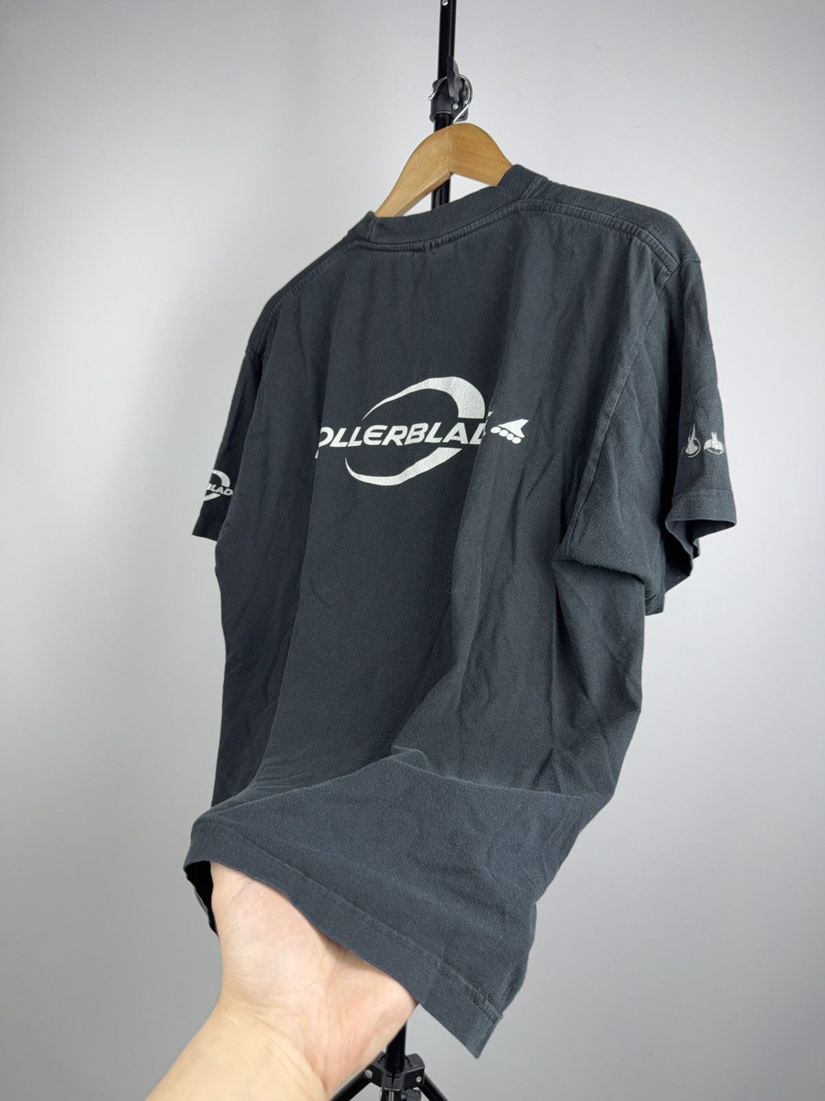 Warner Bros 2000 Retro Vintage Y2K Rollerblade x Looney Tunes Wile E Tee Size US L / EU 52-54 / 3 - 17 Thumbnail