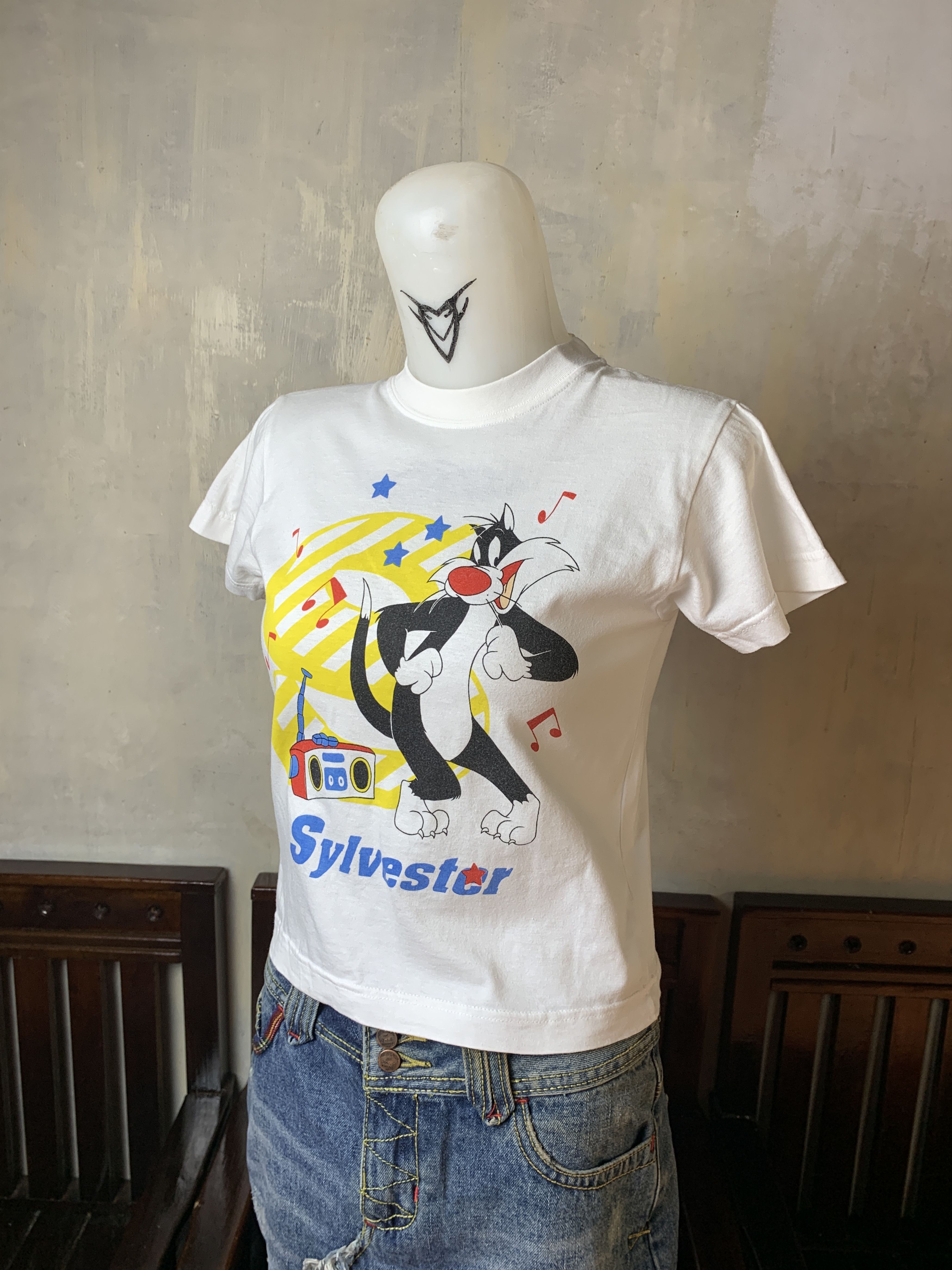 Cartoon Network 1998 Sylvester by Looney Tunes White Baby Tee (XS) Size XS / US 0-2 / IT 36-38 - 2 Thumbnail