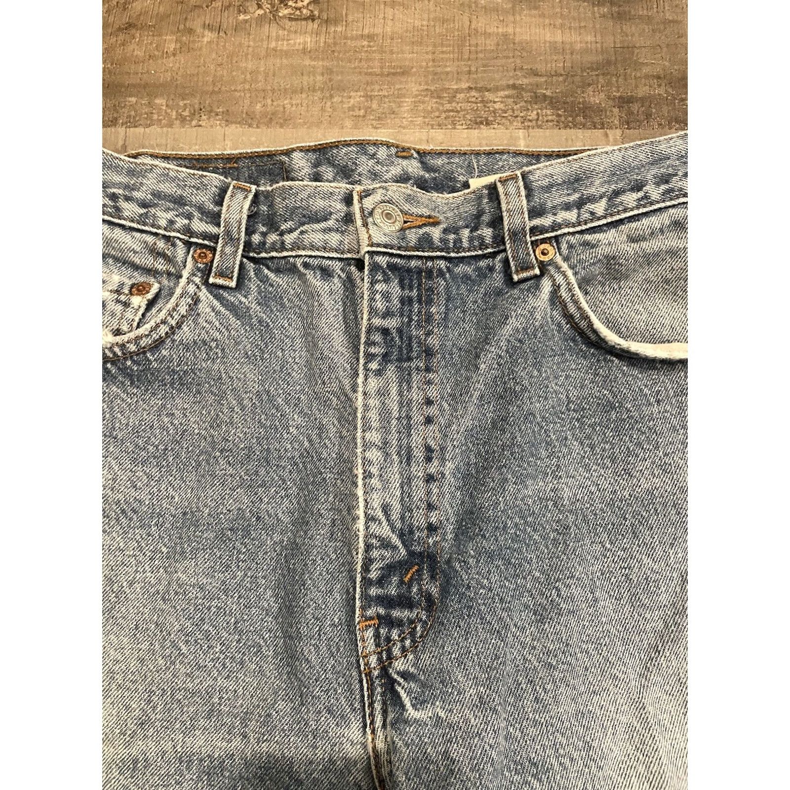 Levi's VTG Levi’s 505 Jeans Regular Fit Straight Leg 34x30 Mens Light Wash Denim Cotton Blue 90s Grunge USA Fat ??? Size US 34 / EU 50 - 6 Thumbnail