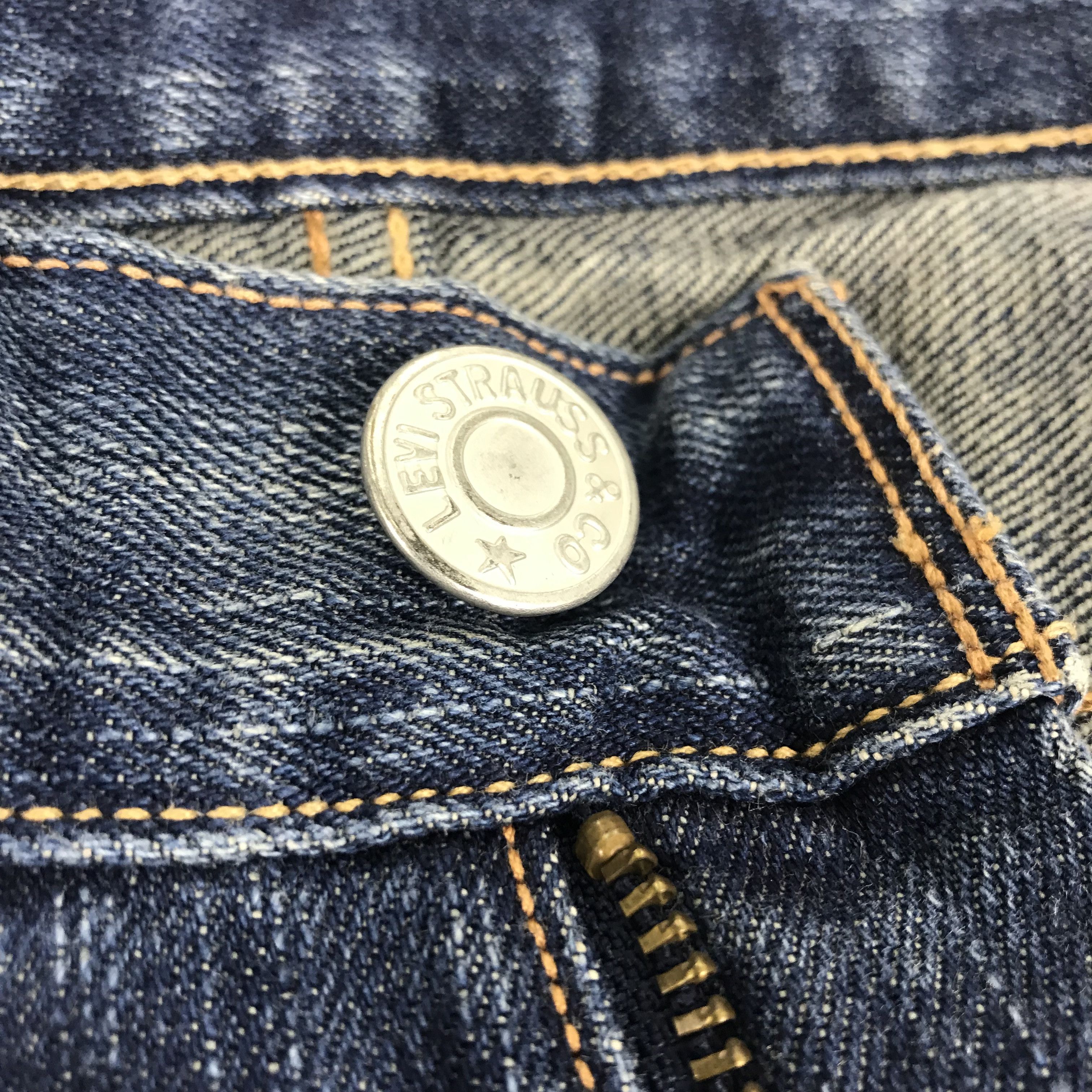 Levi's X233 VTG LEVIS RIPPED DISTRESSED JEANS KURT COBAIN Size US 33 - 8 Thumbnail