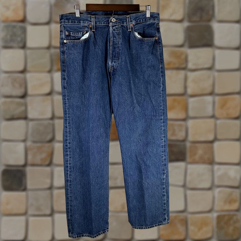 Levi's New Title: Levi's 501 Denim Jeans - Medium Wash - Button Fly - 36" Waist - 34"inseam - 501 Logo - 30" Length Size US 36 / EU 52 - 1 Thumbnail