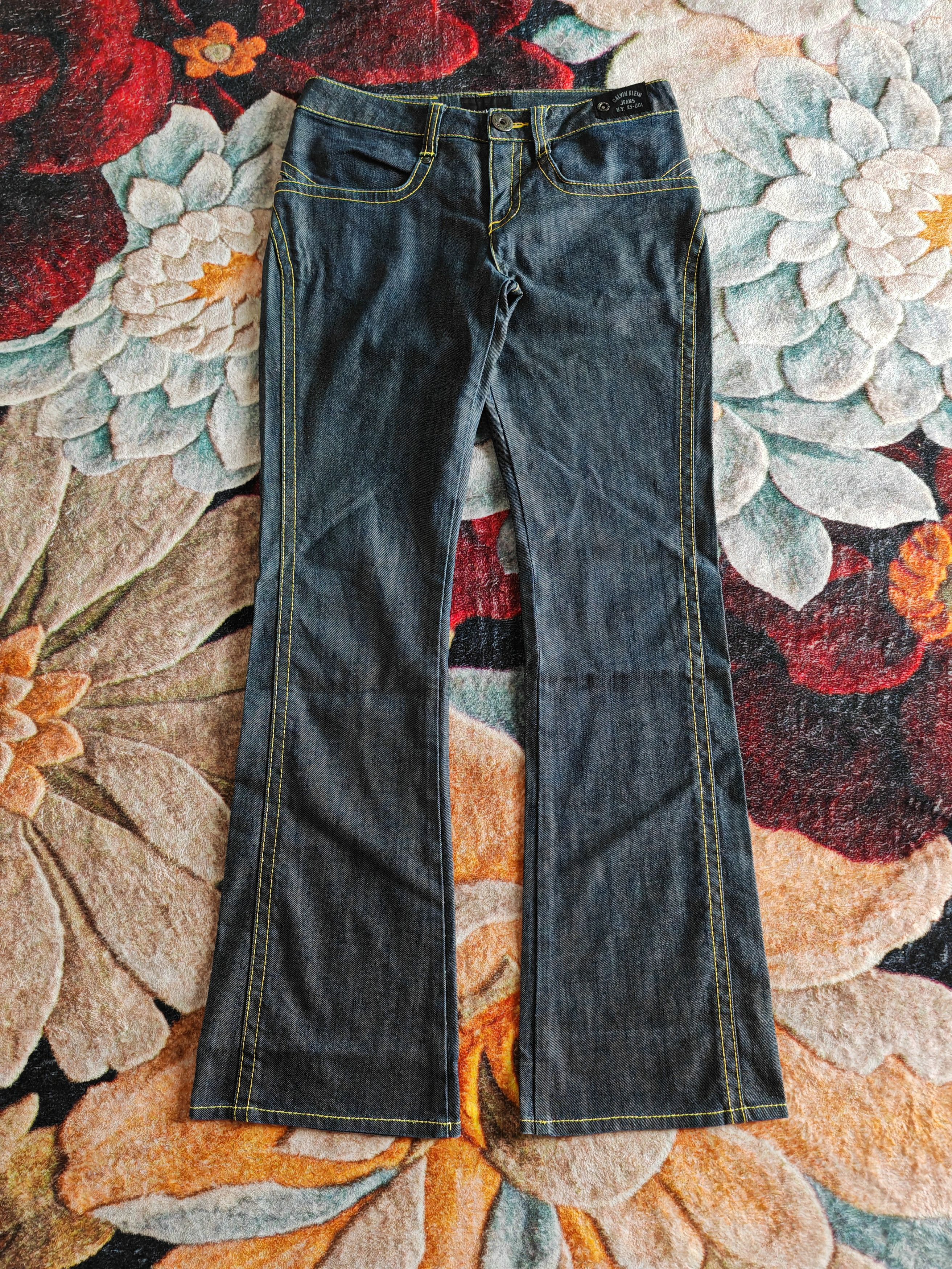 Calvin Klein CALVIN KLEIN FLARE DENIM PANTS Size 27" / US 4 / IT 40 - 1 Thumbnail