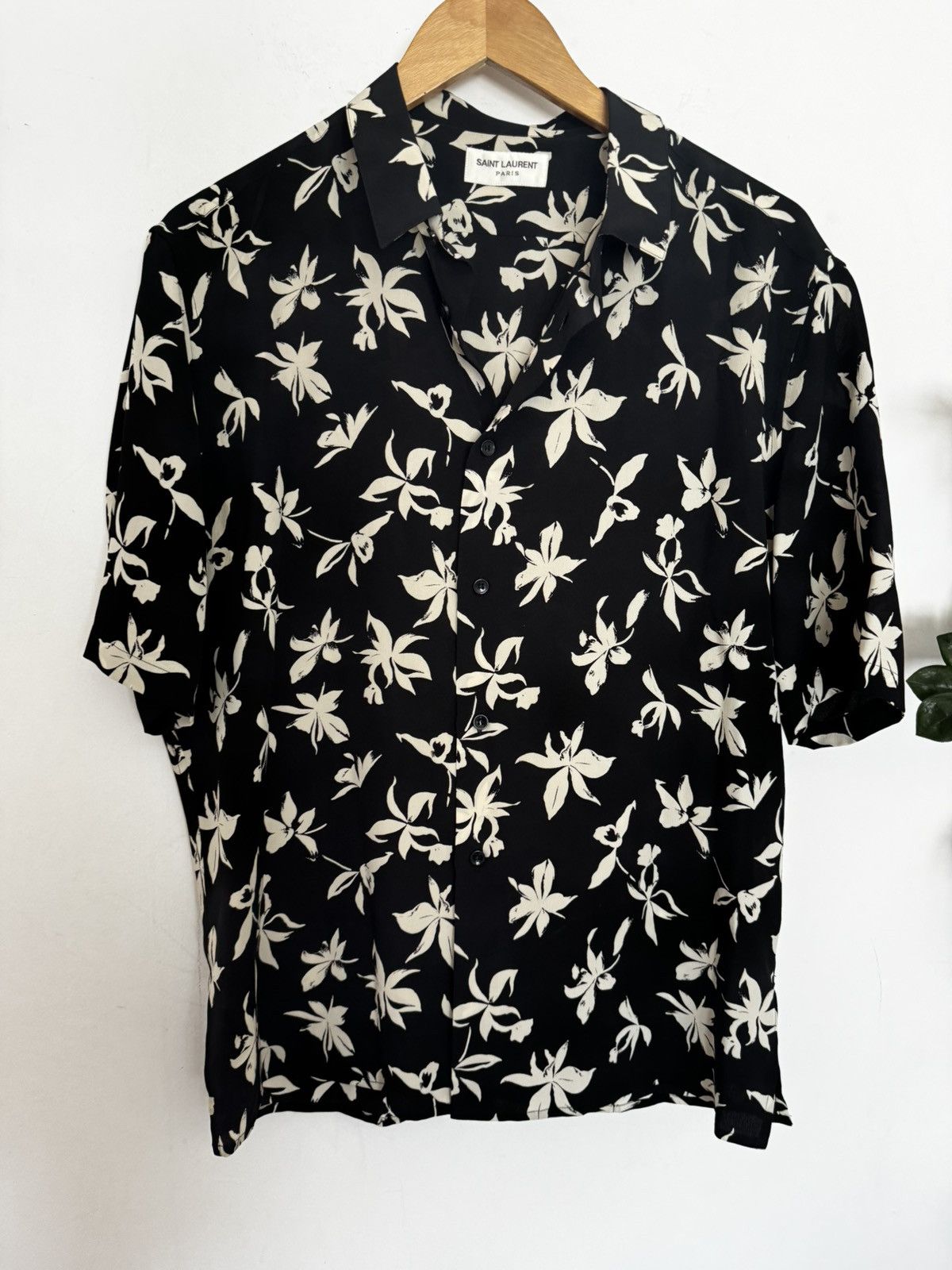Saint Laurent Paris Floral Silk shirt Size US M / EU 48-50 / 2 - 1 Thumbnail