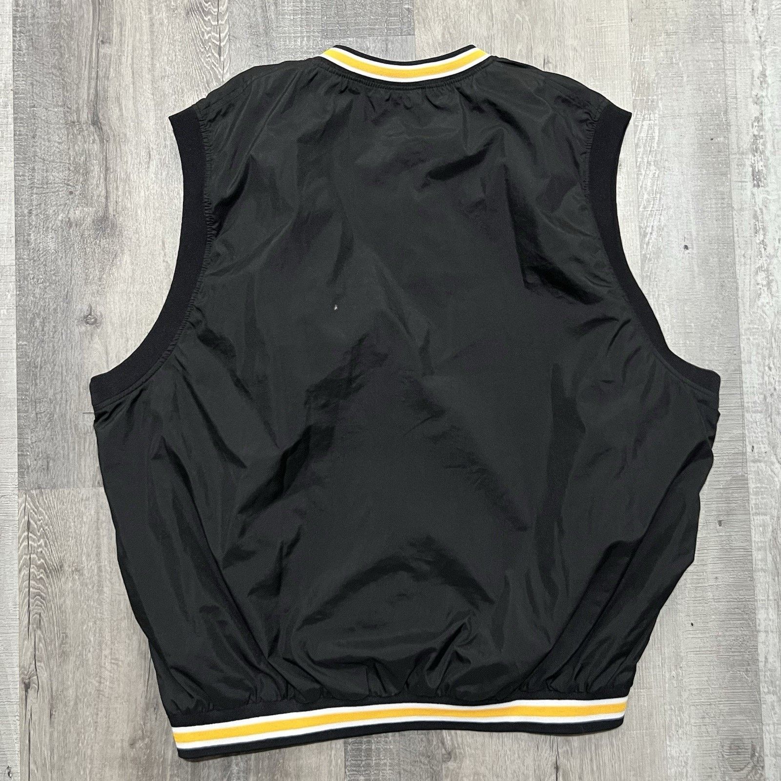 Reebok VTG University Of Colorado CU Buffs Reebok Sleeveless Vest Size US XXL / EU 58 / 5 - 2 Thumbnail