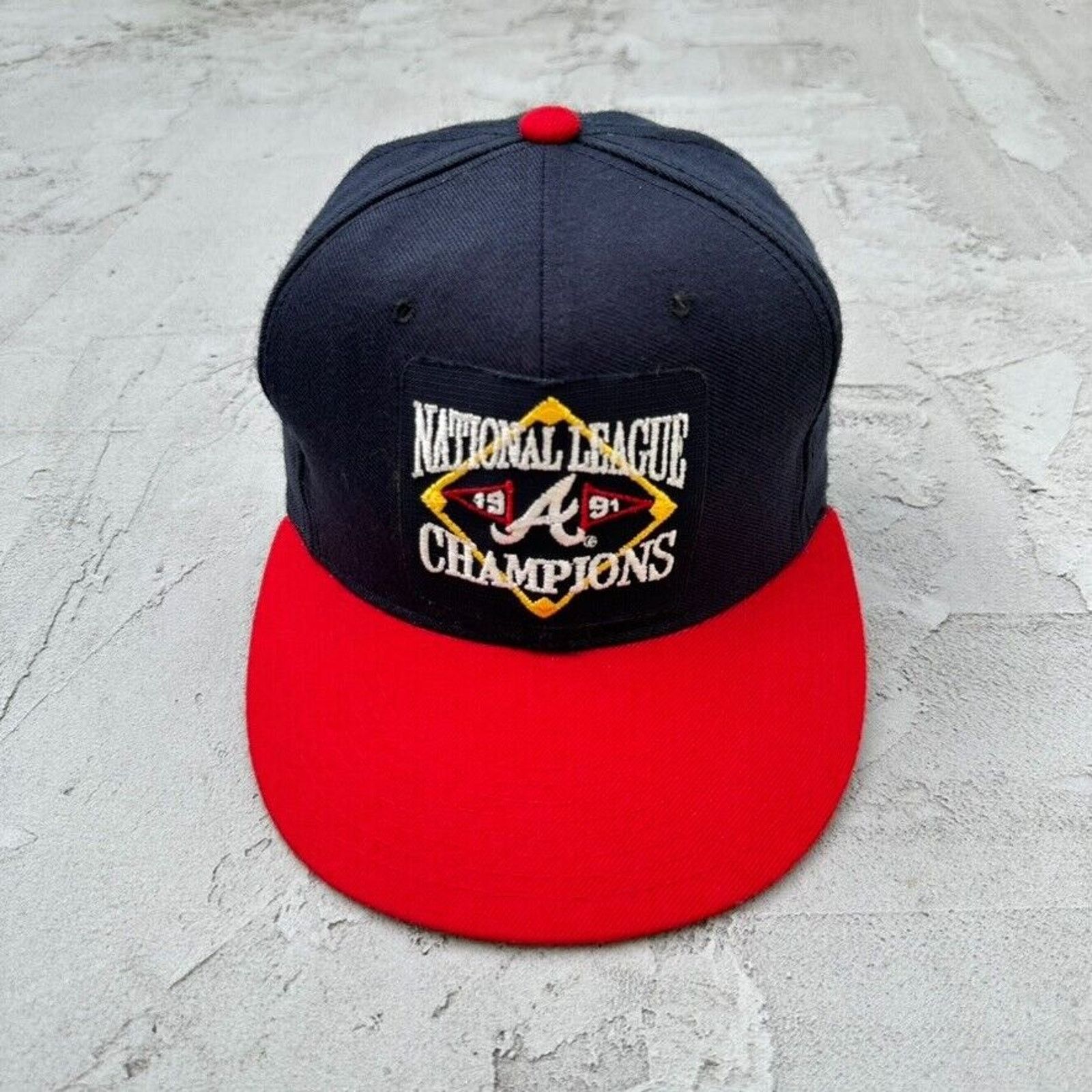 MLB Vintage MLB New Era Atlanta Braves National Champions Hat Size ONE SIZE - 1 Thumbnail