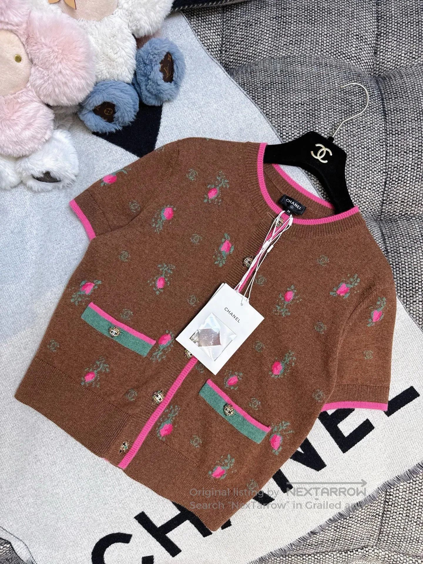 Chanel Chanel 22K Brown Floral Cashmere Cardigan. Size XS / US 0-2 / IT 36-38 - 8 Thumbnail