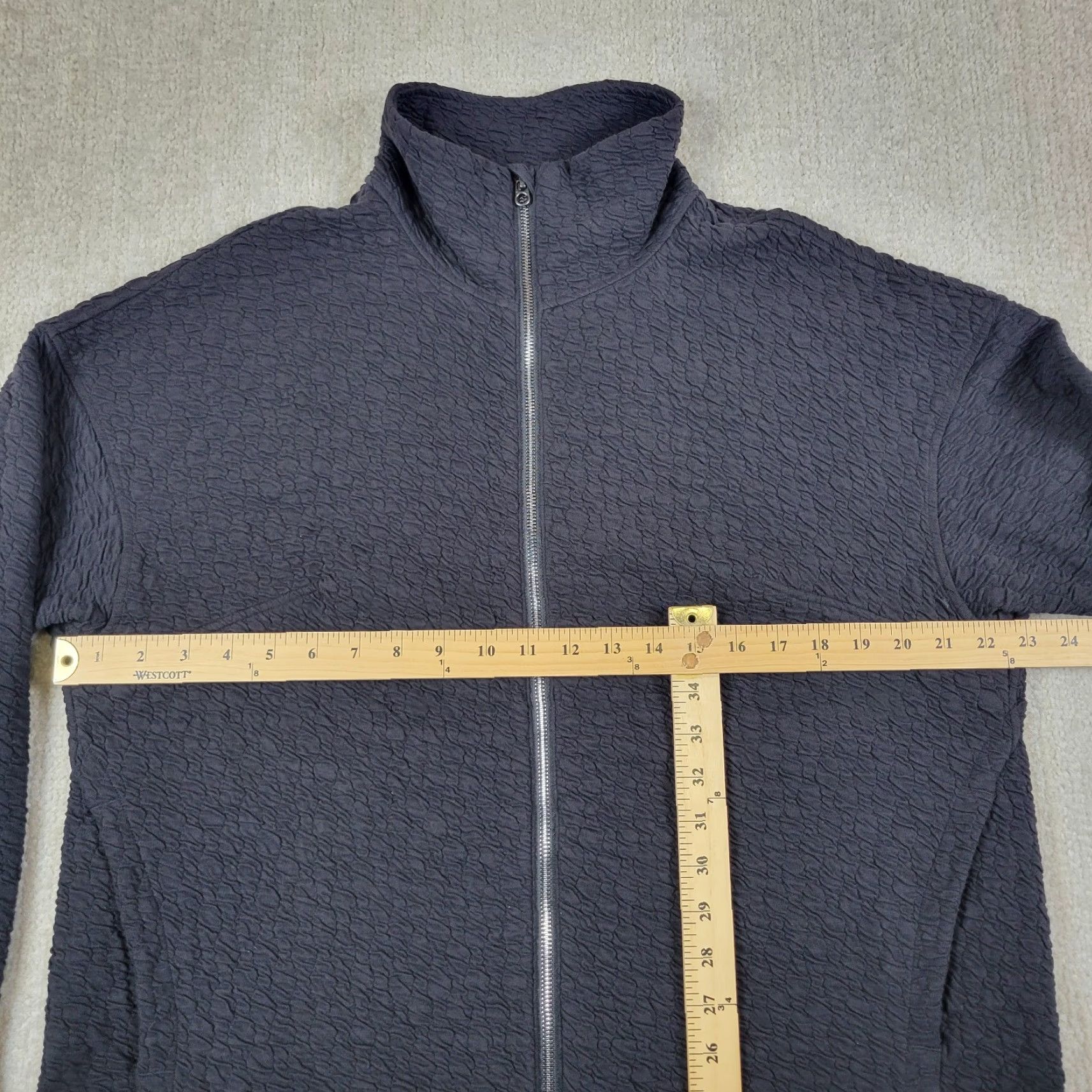 Lululemon Lululemon Rippled Full Zip Jacket Womens 8 Black Heavyweight Textured Cotton Blend Full Zip Casual Womens 8 Black Jacket Size M / US 6-8 / IT 42-44 - 5 Thumbnail