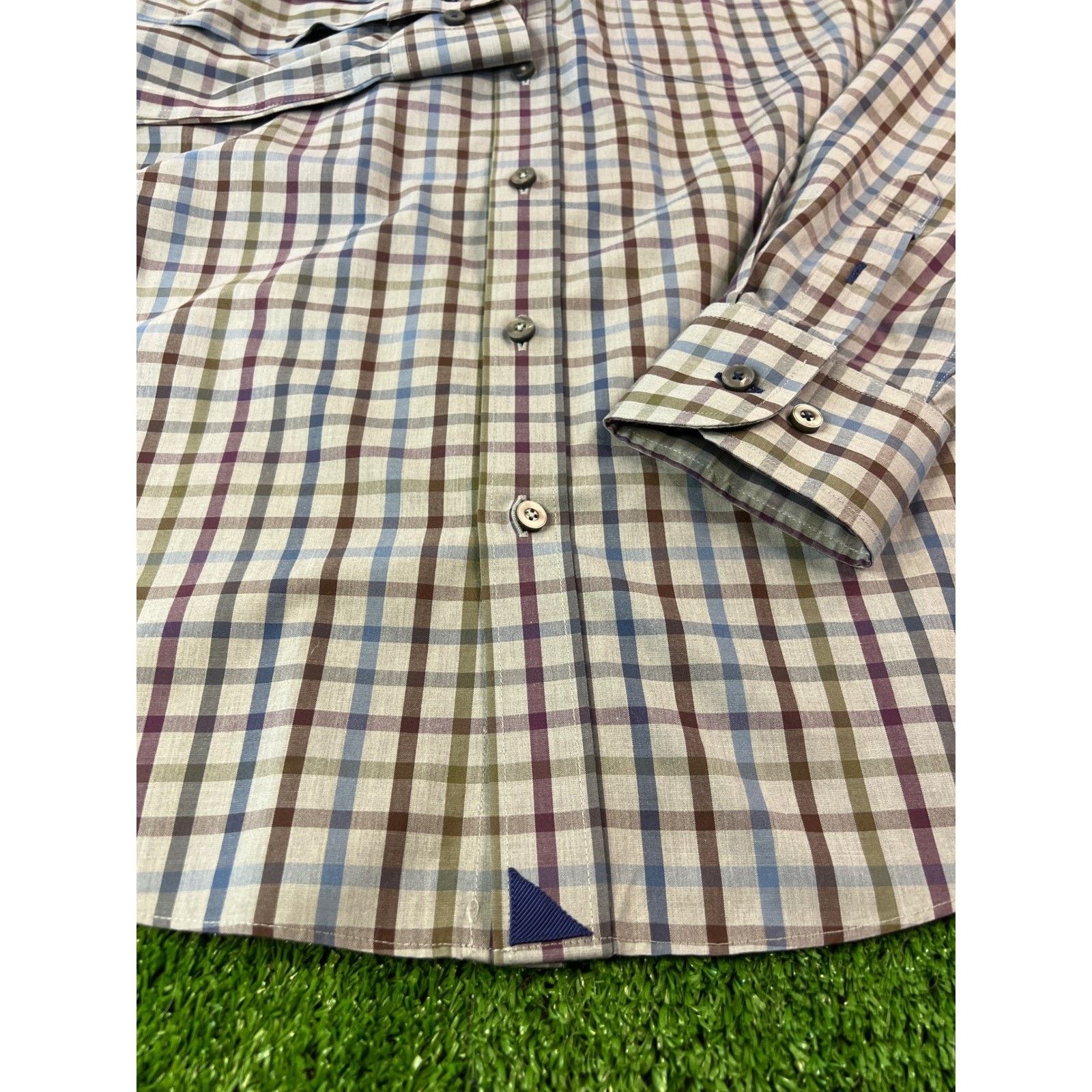 UNTUCKit UNTUCKit Mens Plaid Button Down Shirt Long Sleeve Size LG Size US L / EU 52-54 / 3 - 3 Thumbnail