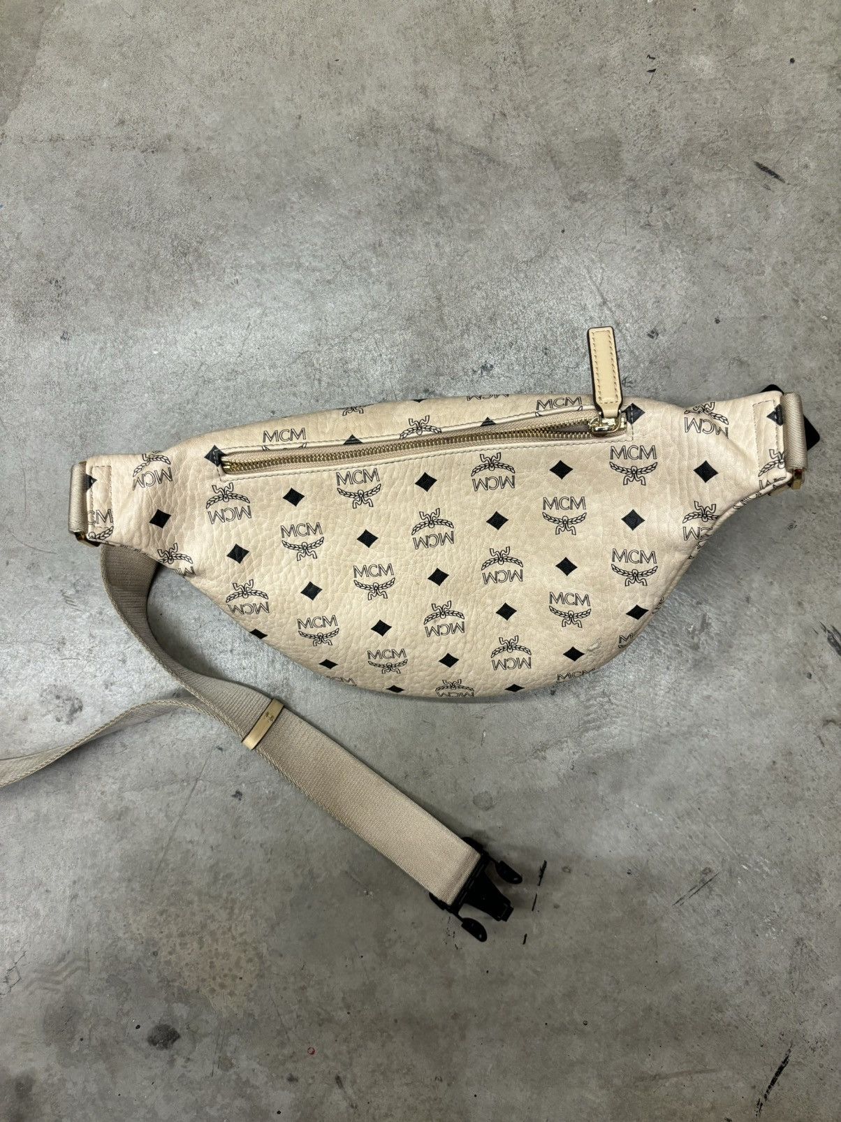 MCM MCM Leather Belt Bag Size ONE SIZE - 3 Thumbnail