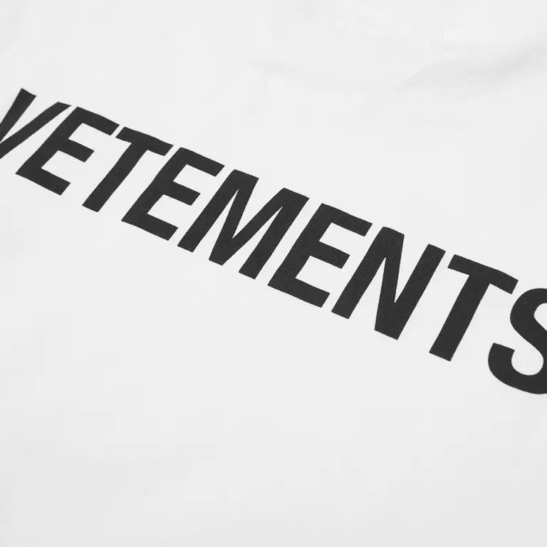 o1y0924 T-shirt in White
