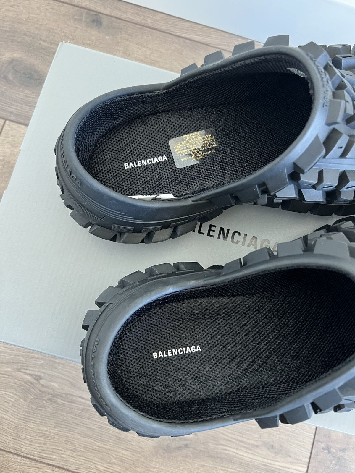 Balenciaga Balenciaga Defender Bouncer Clog 46 Size US 13 / EU 46 - 8 Thumbnail