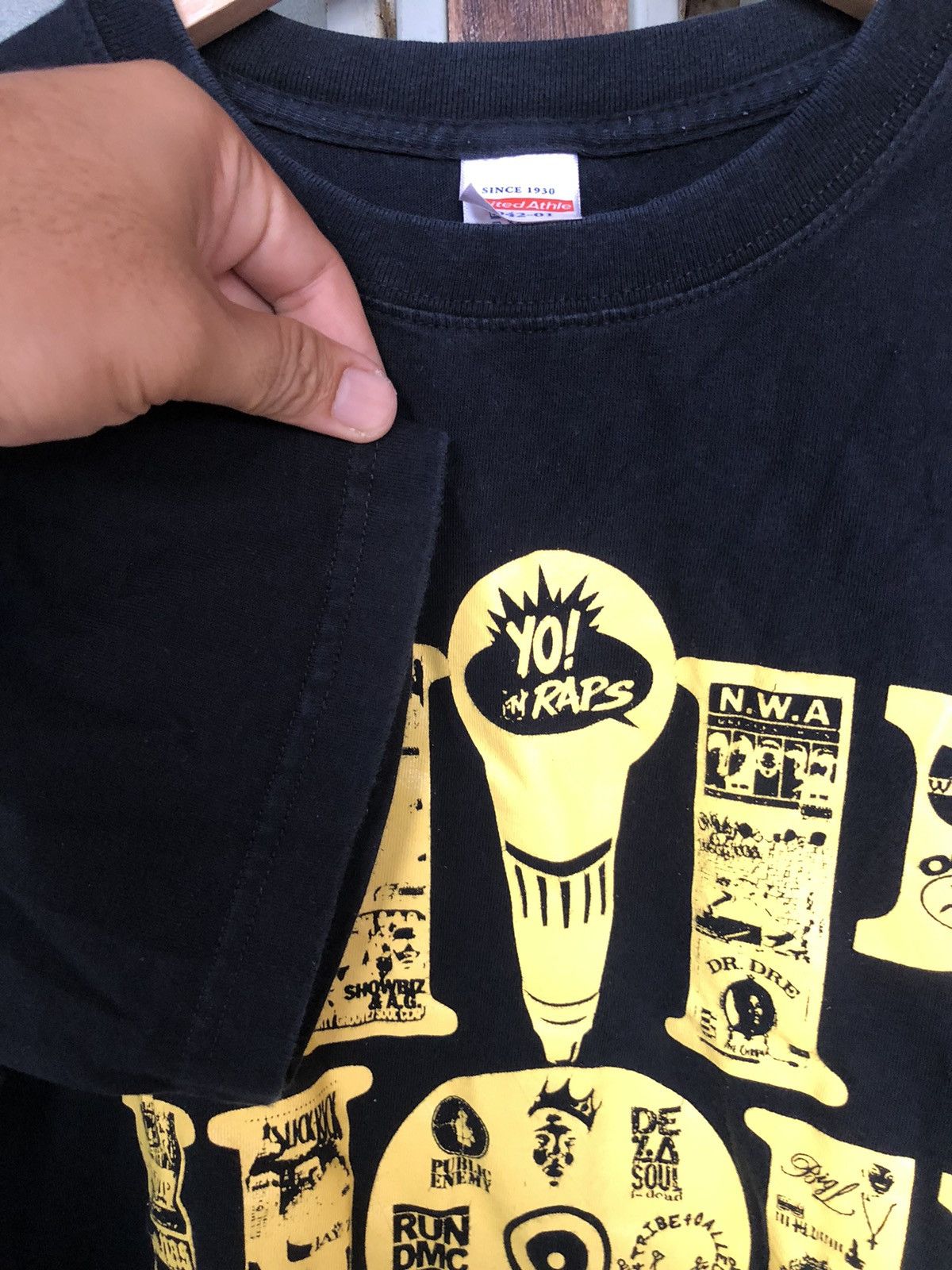 Rap Tees Vintage Hip Hop is Not Dead Classic Logo Shirt Tee DMC Size US L / EU 52-54 / 3 - 7 Thumbnail