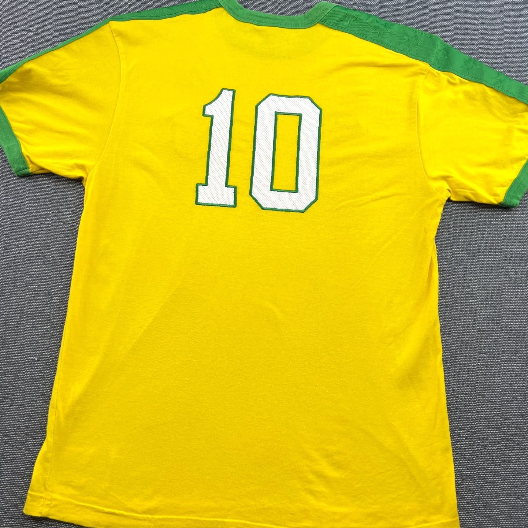 Nike Nike Brazil 2002 Retro Home Football Jersey Mens XL Yellow T-Shirt Short Sleeve Athletic Jersey Polarized Size US XL / EU 56 / 4 - 4 Thumbnail