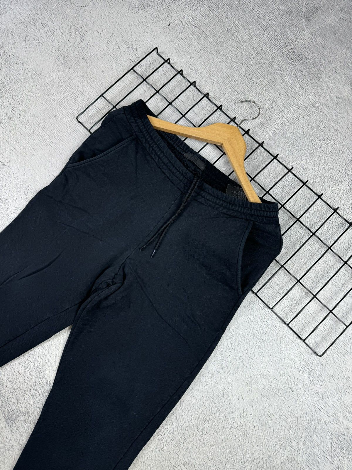 Prada × Vintage PRADA Red tab joggers sweatpants Black oldmoney XS size Size US 30 / EU 46 - 3 Thumbnail