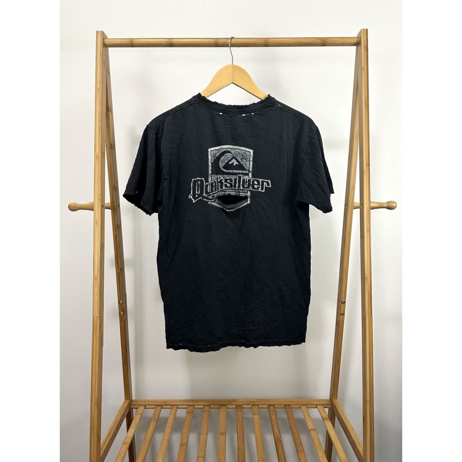 Quiksilver VTG Quiksilver T-Shirt M Black Distressed Faded Worn Short Sleeve Mens Size US M / EU 48-50 / 2 - 2 Thumbnail