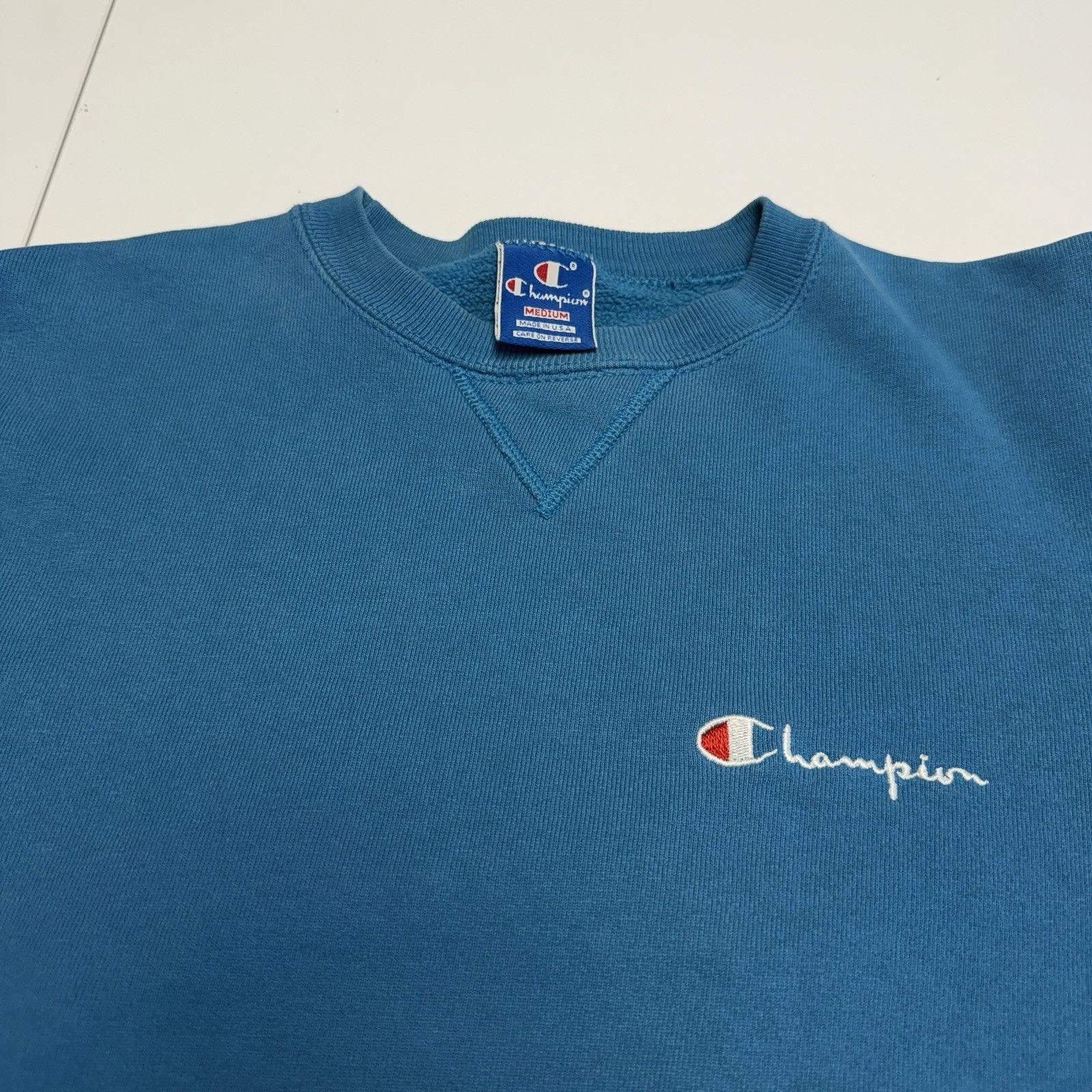 Champion Vintage 90s Champion Sweatshirt Mens M 19.5x22.5 Blue Single Size US M / EU 48-50 / 2 - 5 Thumbnail