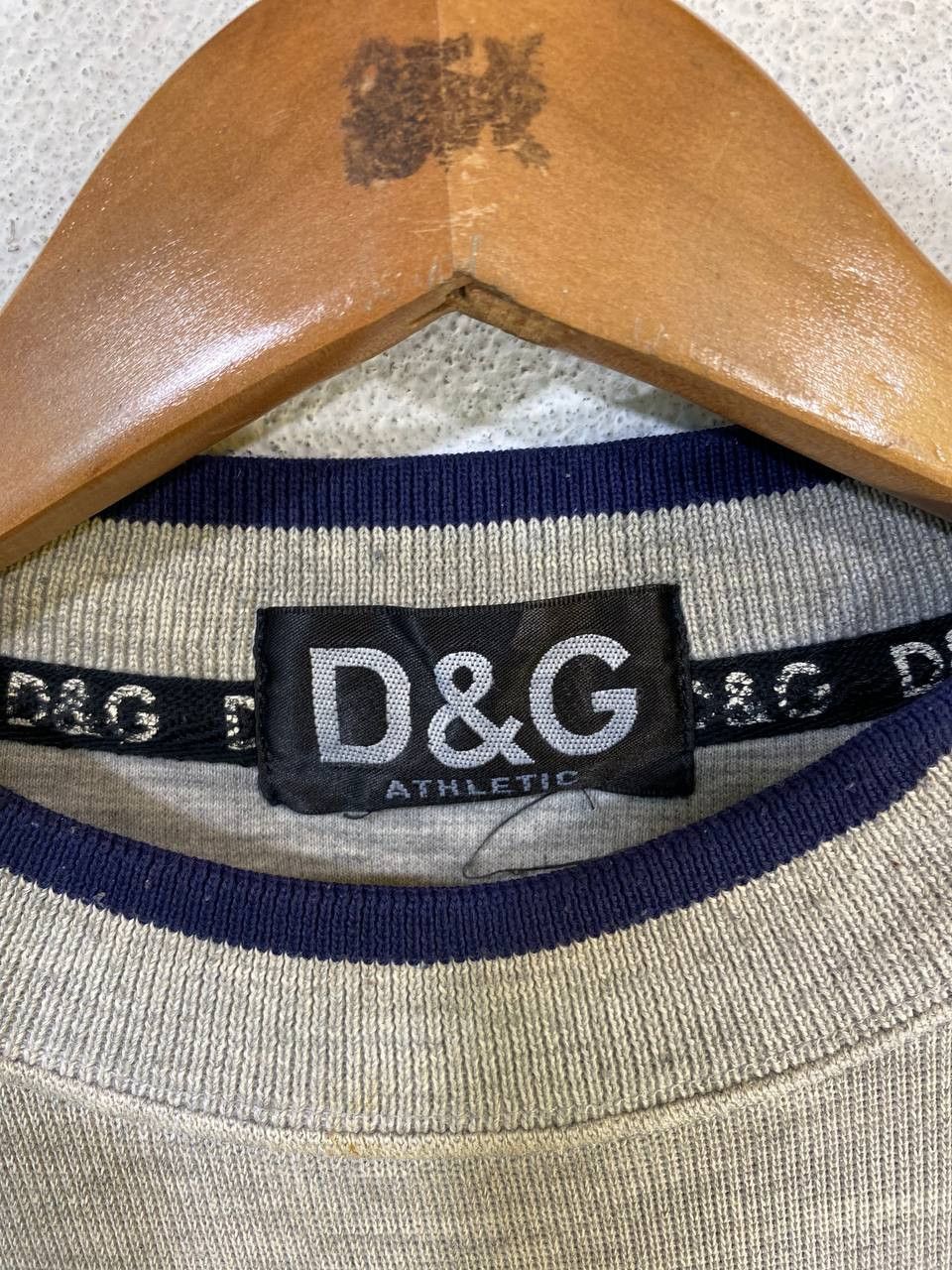 Dolce & Gabbana vintage dolce and gabbana athletic sweatshirt embroided logo Size US XL / EU 56 / 4 - 3 Thumbnail