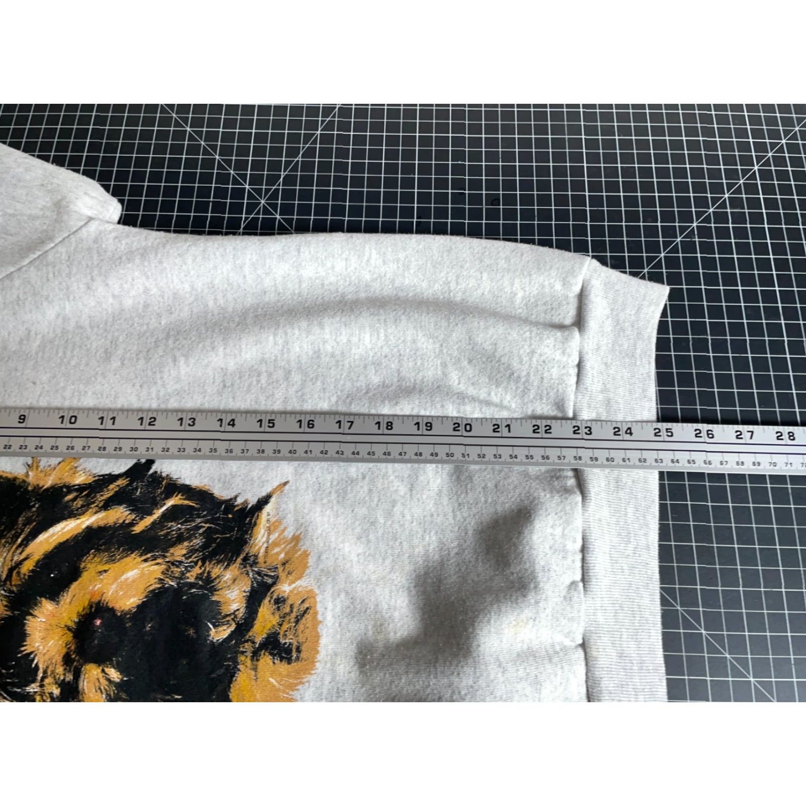 Vintage VINTAGE Yorkshire Terrier Spoil Sweatshirt Shirt Womens Adult Medium Heather Gray Raglan Sleeves 80s Dog Size M / US 6-8 / IT 42-44 - 6 Thumbnail