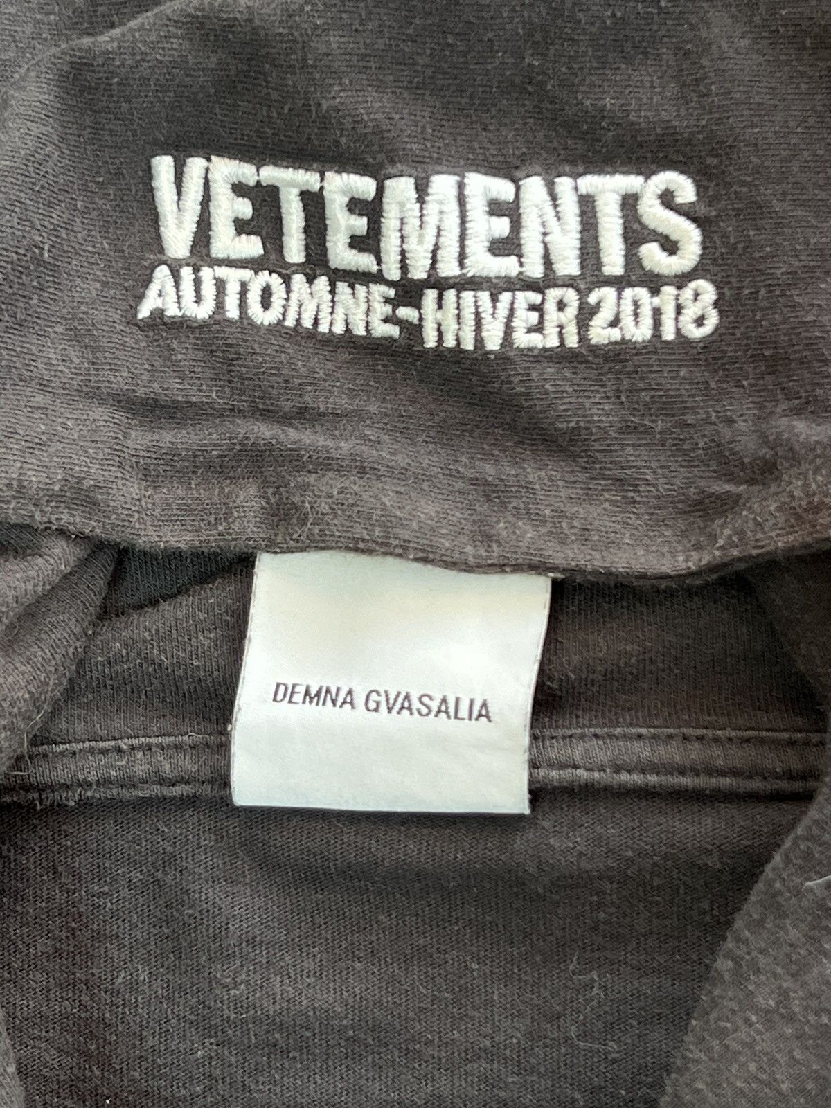 Vetements FW/18 Vetements Metal Tour Hoodie Size US L / EU 52-54 / 3 - 10 Thumbnail