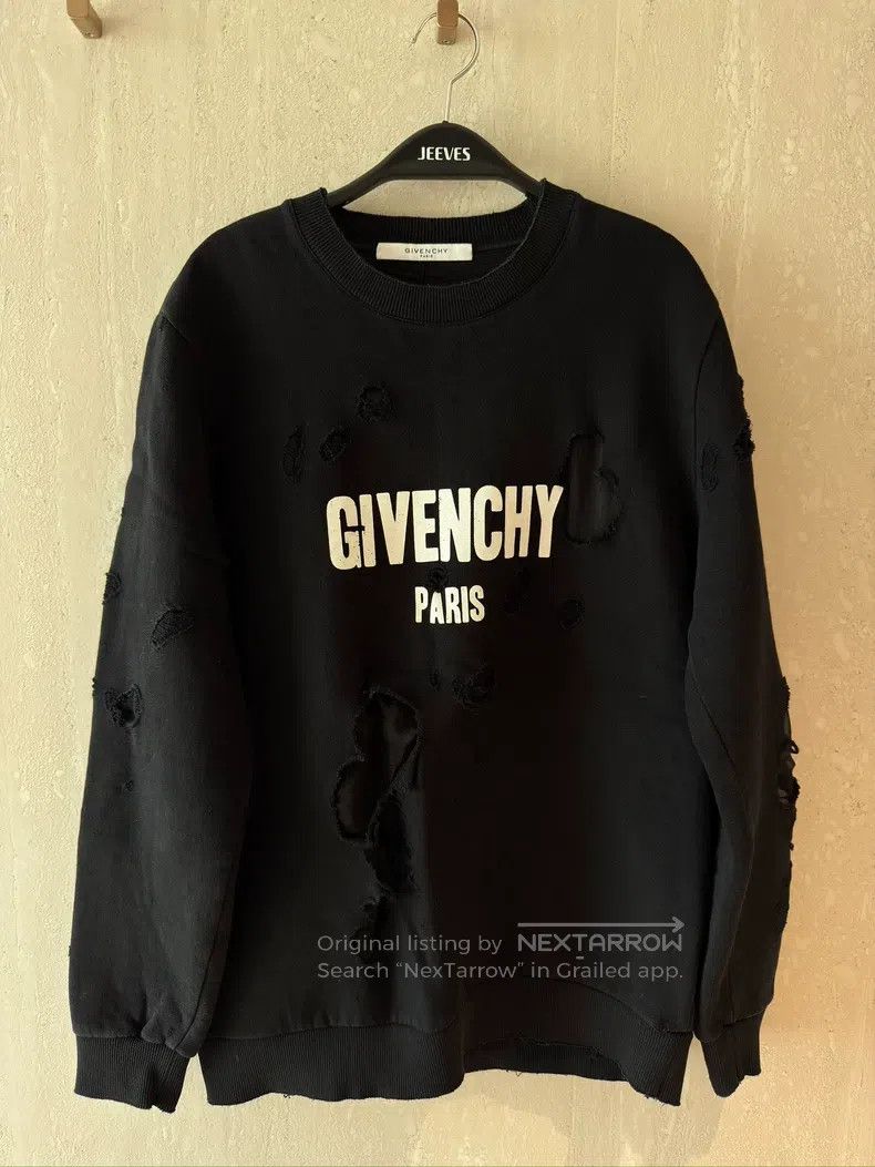 Givenchy Givenchy Classic Black Large Hole Letter Logo Hoodie Size Size US S / EU 44-46 / 1 - 1 Thumbnail