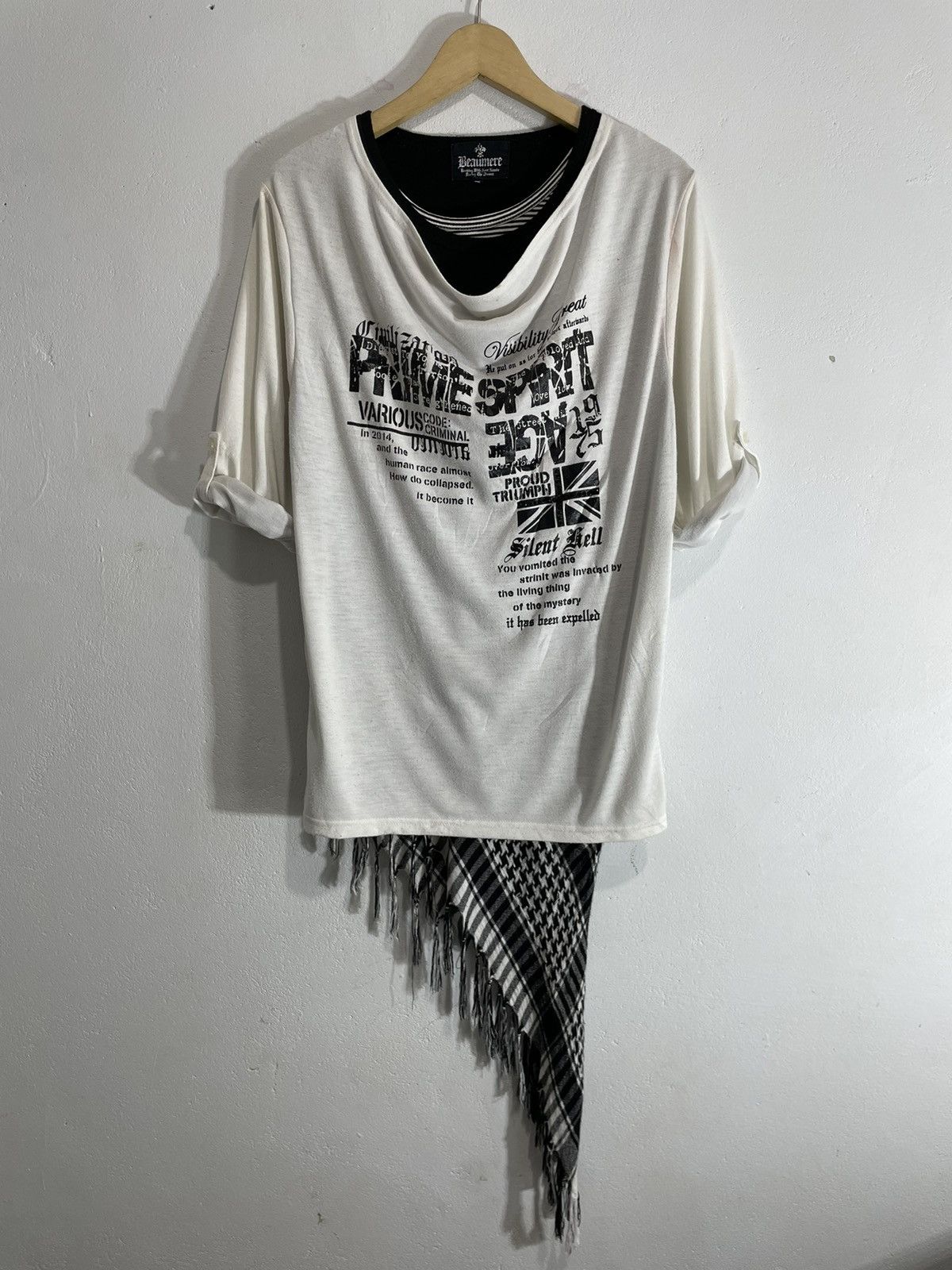 GOA Archive Beaumere triple layer poem tshirt punk vkei ifsix Size US L / EU 52-54 / 3 - 1 Thumbnail