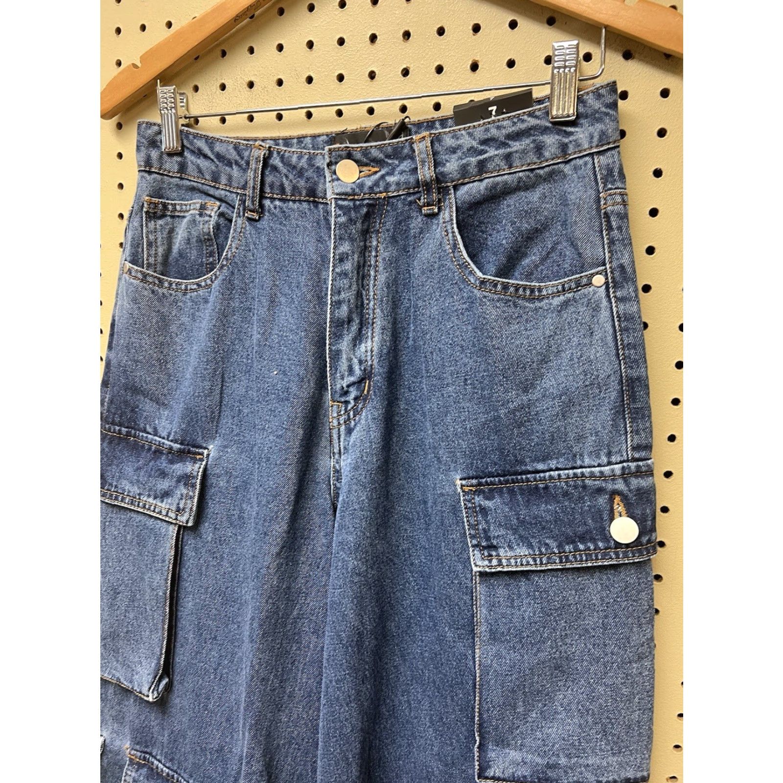 Fashion Nova Fashion nova Jeans Women 7 Blue Cargo Hi-Rise 90s Y2K Baggy Wide-Leg NEW Size 28" / US 6 / IT 42 - 3 Thumbnail