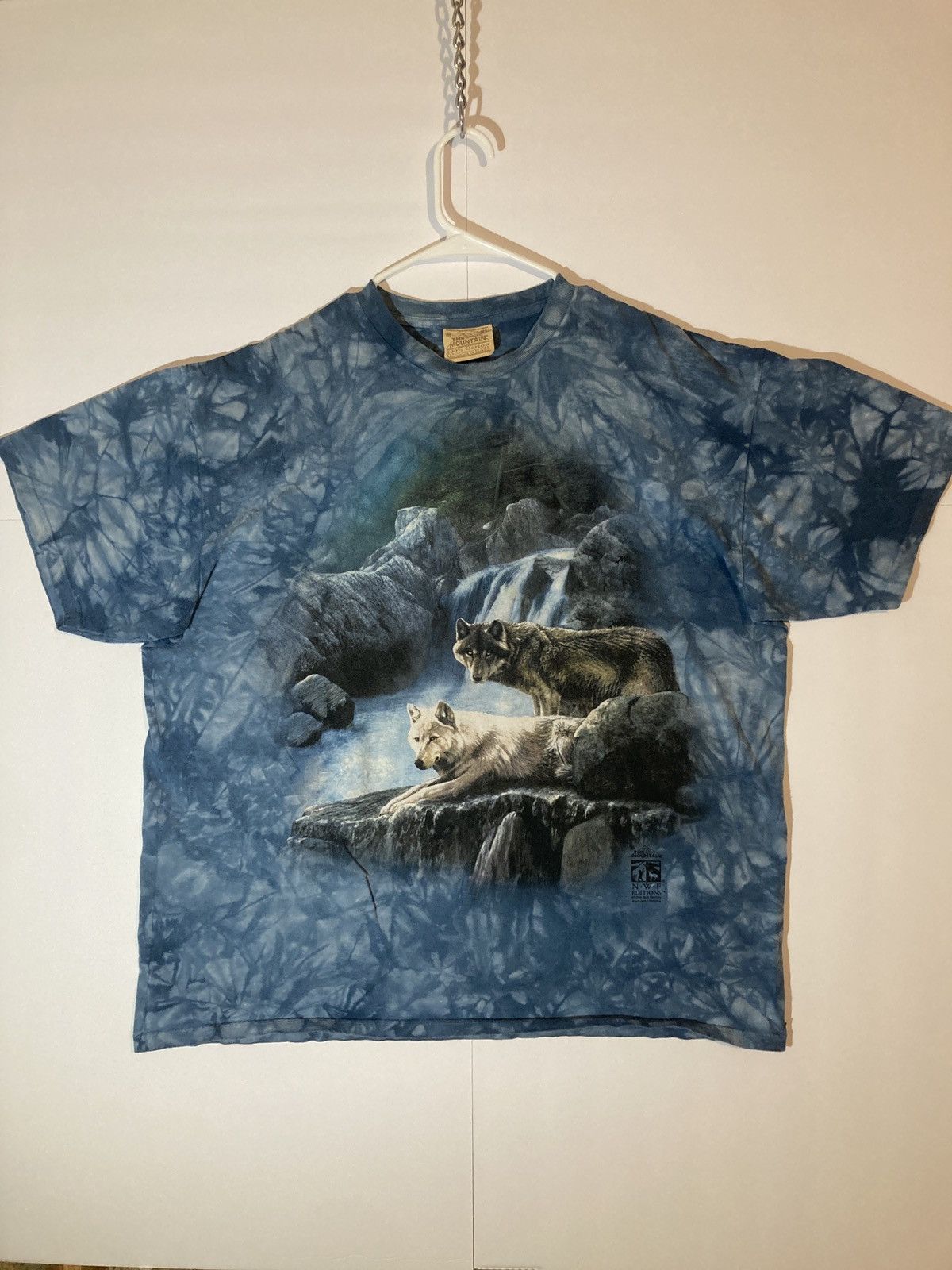 The Mountain × Vintage Vintage the mountain 1999 wolves graphic tee Size US XL / EU 56 / 4 - 1 Thumbnail