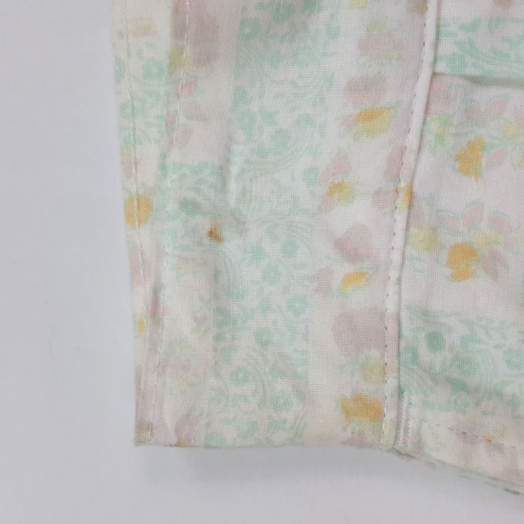 Vintage Vintage Organically Grown Women's Pants Lounge Paperbag Tapered Pleated 10 Green 26in Inseam 27in Waist 80s 90s Floral Retro Casual Pants Size 32" / US 10 / IT 46 - 3 Thumbnail