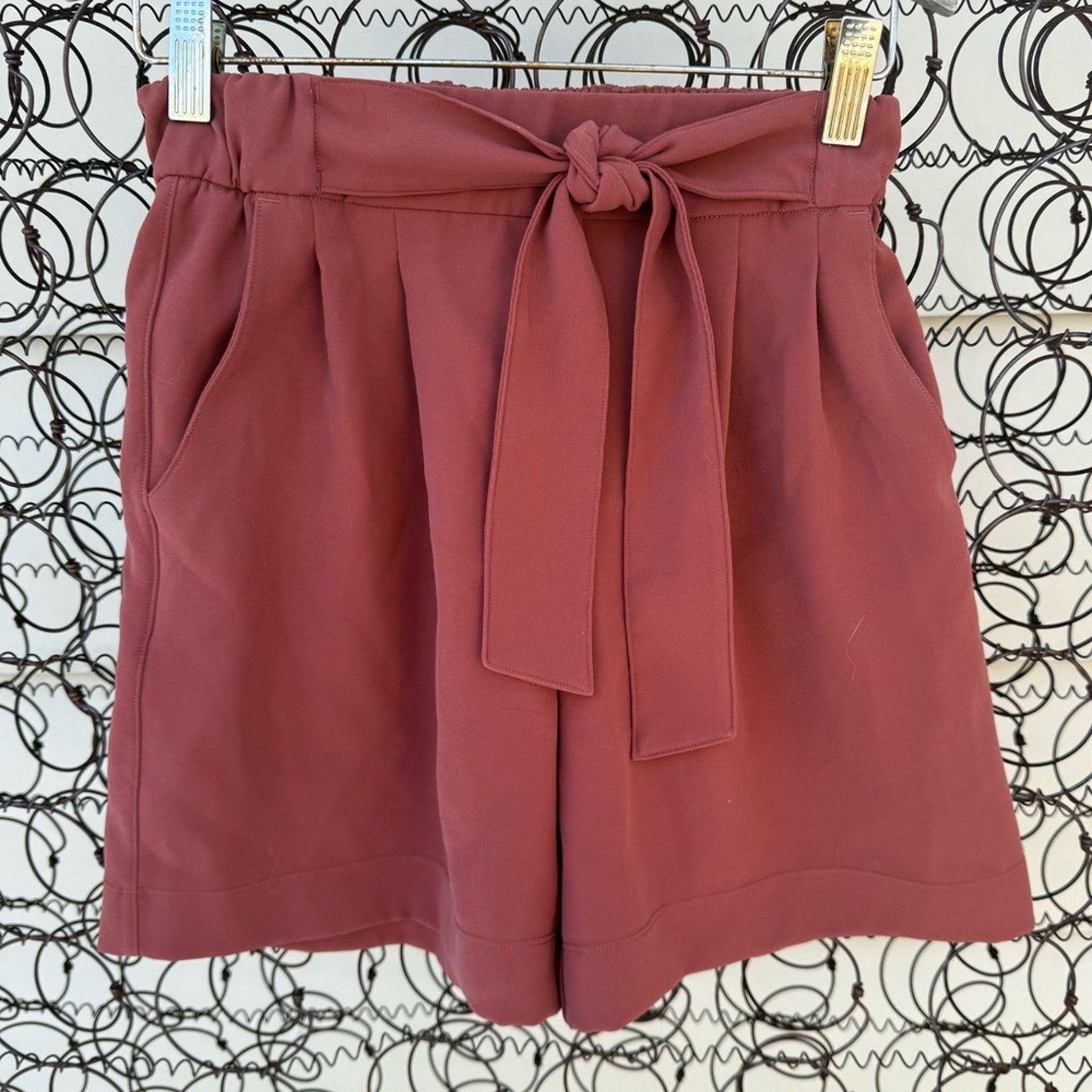 Lululemon Lululemon Noir Short 5.5" Rustic Clay Size 2 Size 26" / US 2 / IT 38 - 2 Thumbnail