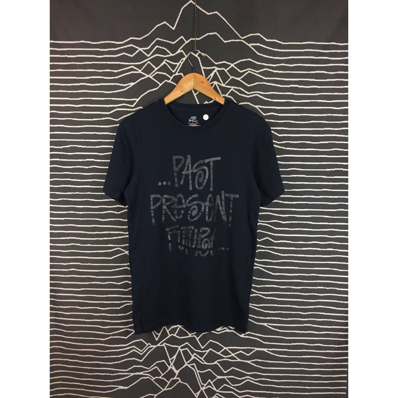 Nike × Stussy Nike x Stussy 30th Anniversary Past Present Future Tee Size US S / EU 44-46 / 1 - 2 Thumbnail