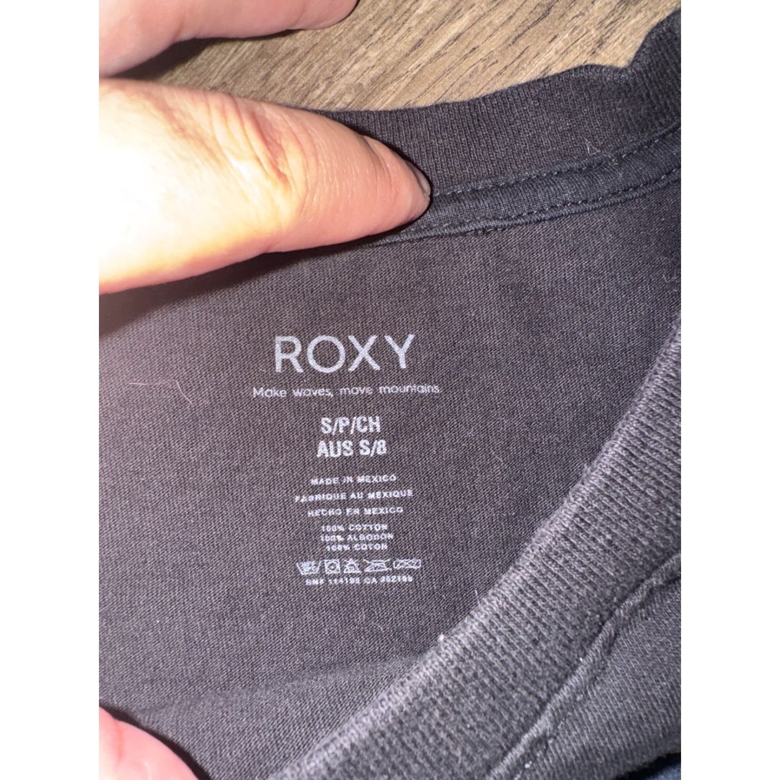 Vintage ROXY Long Sleeve Shirt Small Black Women's Regular Size S 20x27 Y2K Basic T-Shirt Size S / US 4 / IT 40 - 3 Thumbnail