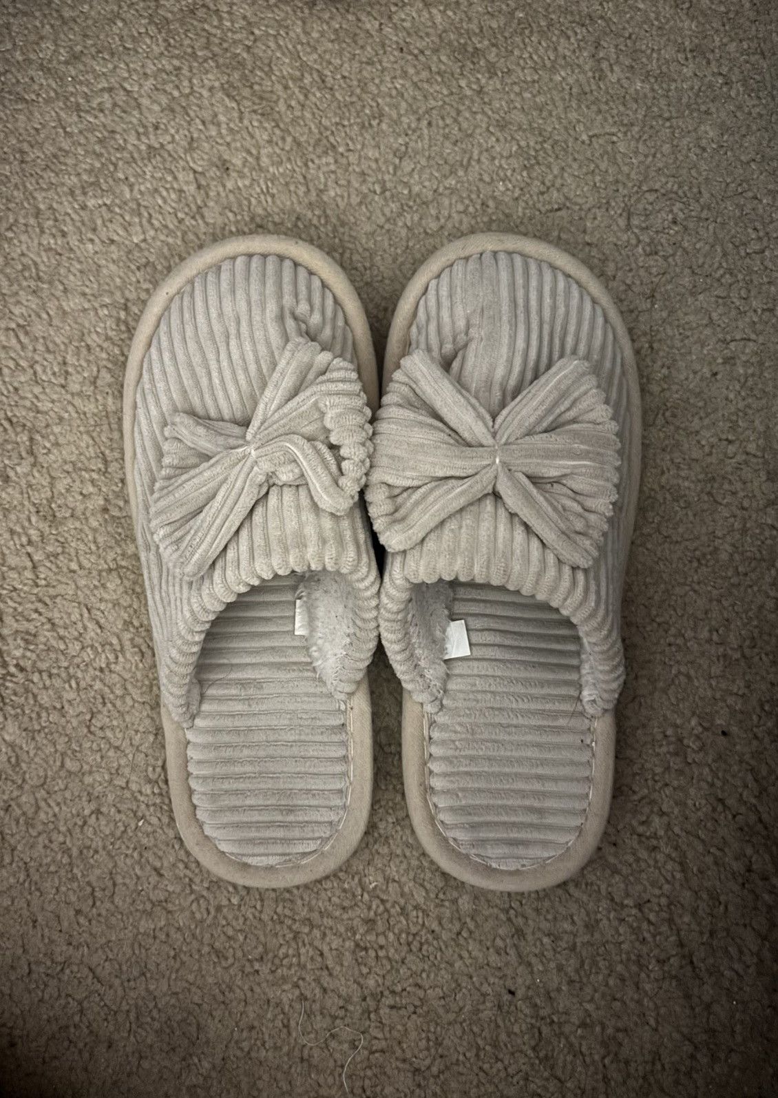 Cider Gray Bow Slippers (Size 6-7 women’s) Size US 7 / IT 37 - 1 Thumbnail