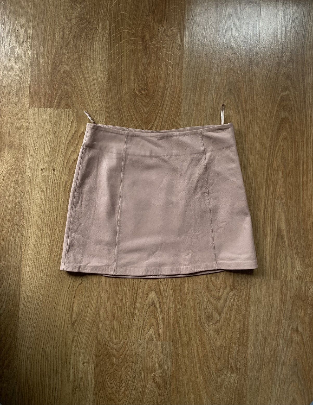 Alexander Wang Alexander Wang Nude Lambskin Mini Skirt – Size S Size 27" / US 4 / IT 40 - 1 Thumbnail