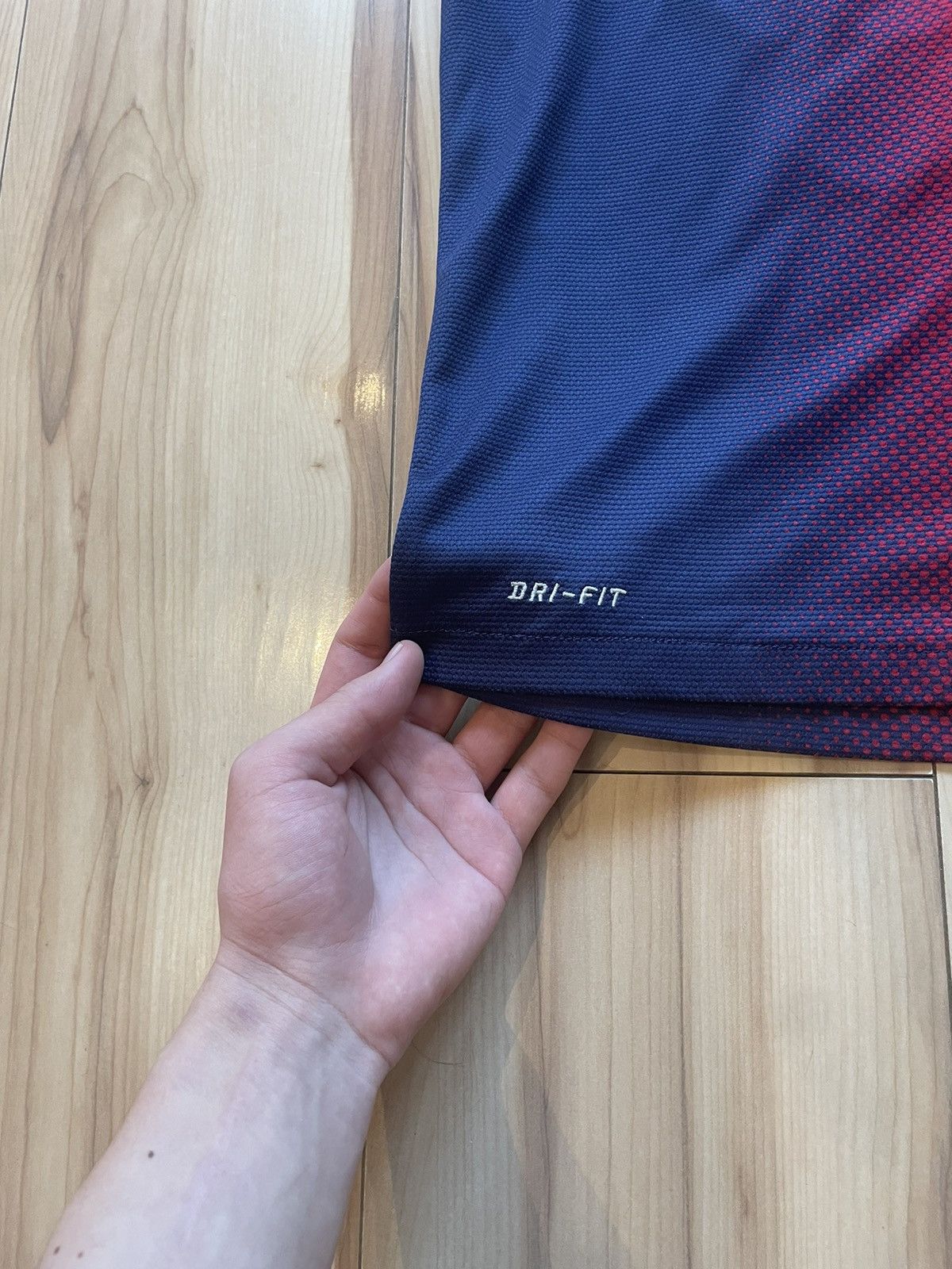 Nike T-Shirt Nike x Barcelona Prime Lionel Messi 2012-2013 Home Size US M / EU 48-50 / 2 - 8 Thumbnail