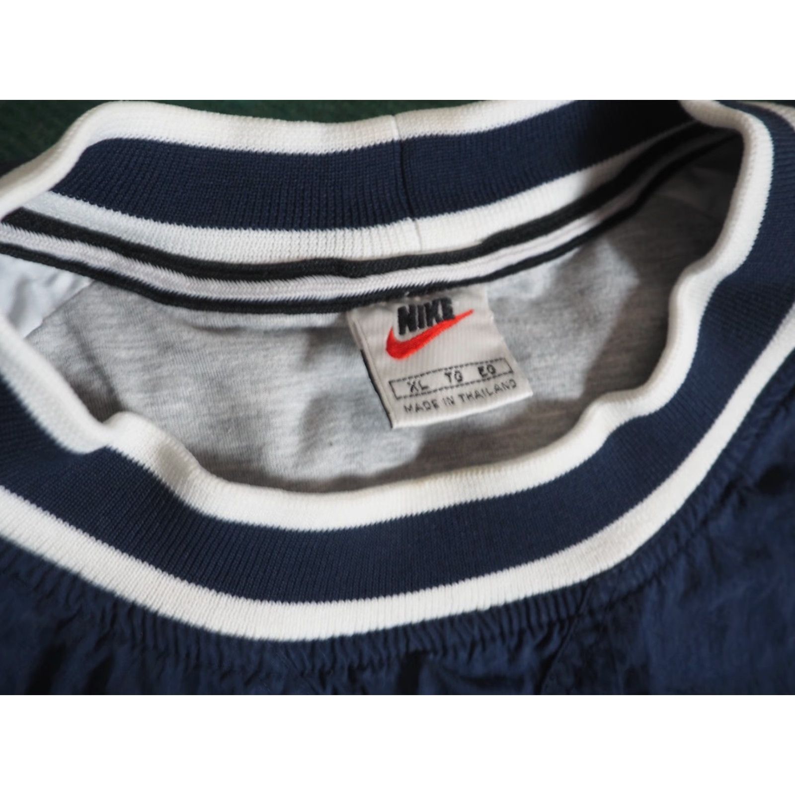 Nike VTG Nike Navy Blue Orange Big Check Swoosh Nylon Pullover Jacket Mens XL Size US XL / EU 56 / 4 - 4 Thumbnail