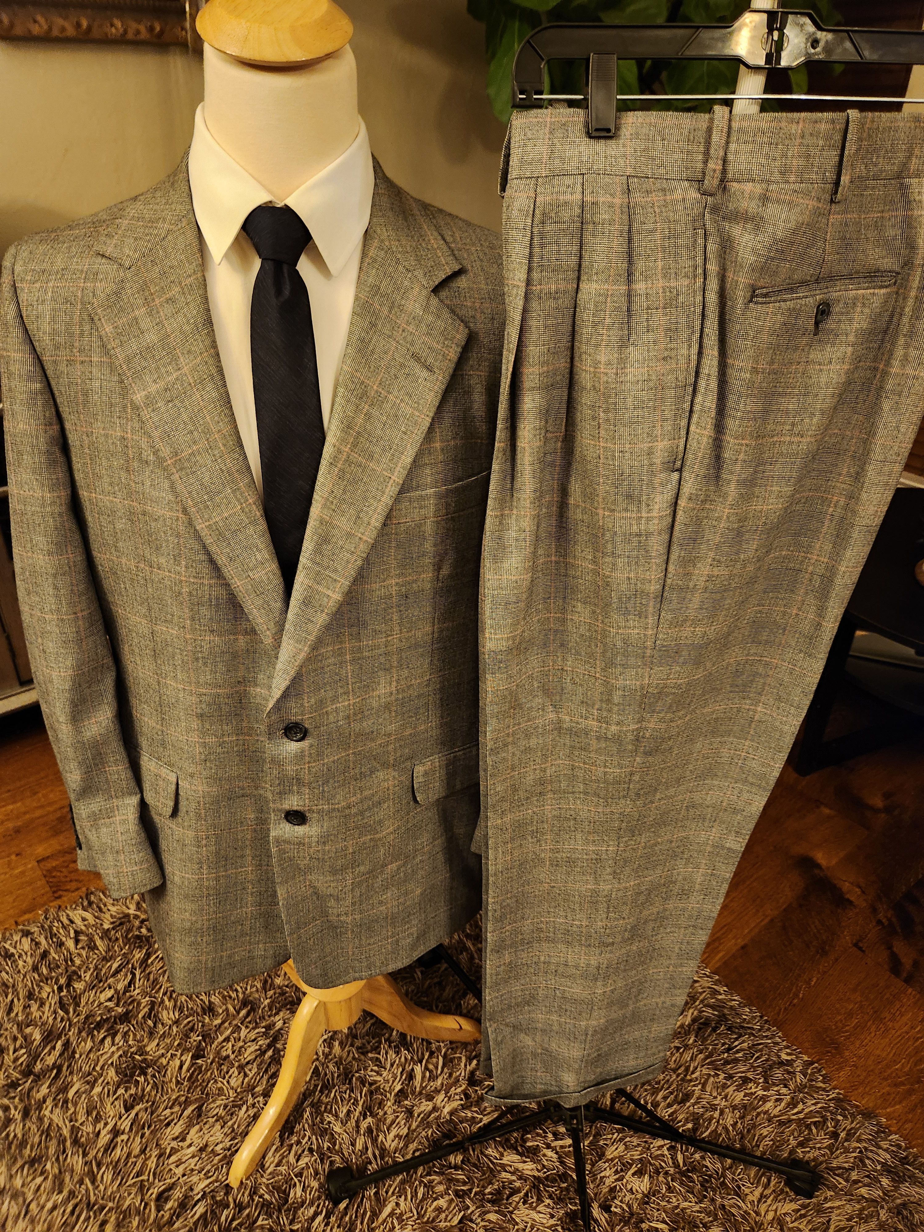 Tom James Vintage 90's 100% Wool 2 Button Gray Glen Plaid Suit Size 44R - 1 Thumbnail