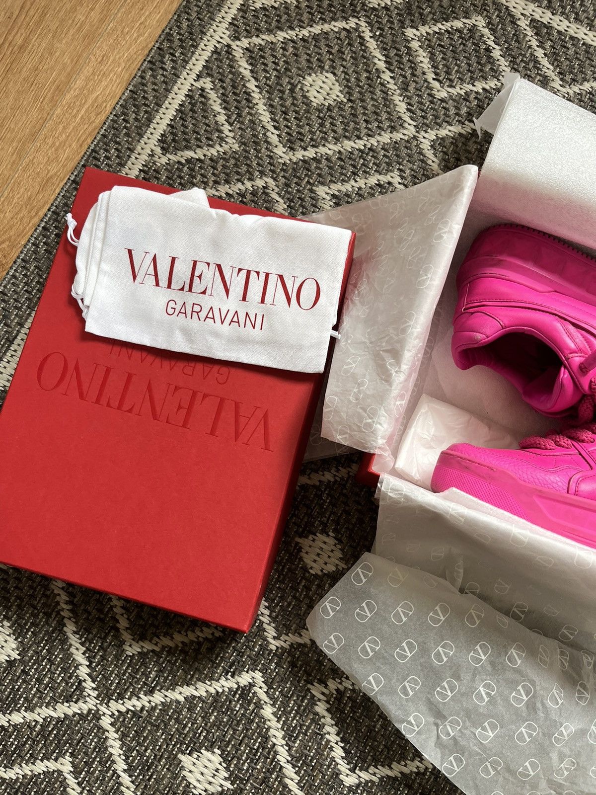 Valentino Valentino Pink PP One Staud Trainer Size US 7 / IT 37 - 8 Thumbnail