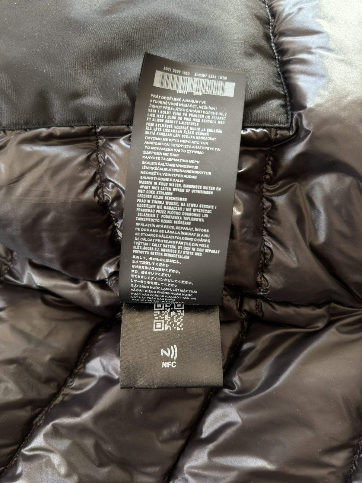 Prada Prada Cropped Re Nylon Down Jacket 2023 Small Black $3300 Size US S / EU 44-46 / 1 - 14 Thumbnail