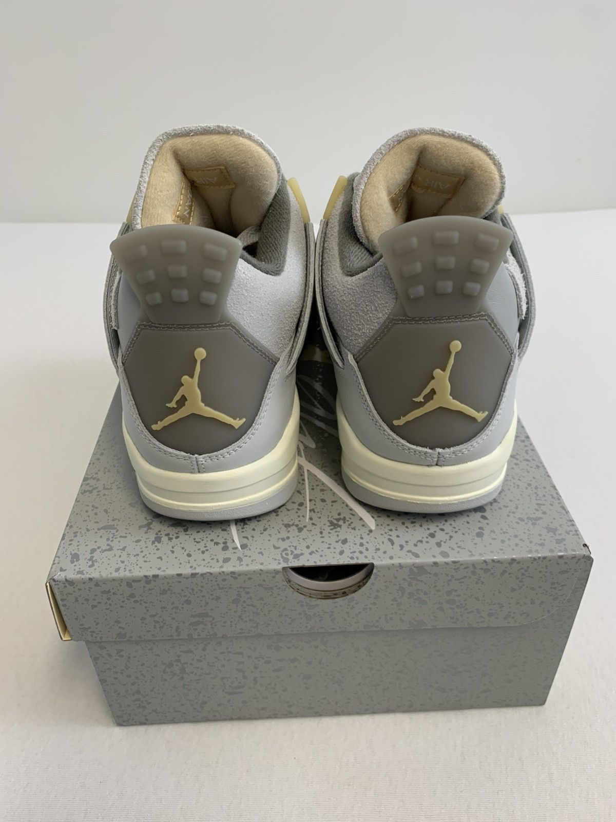 Jordan Brand jordan 4 craft photon dust Size US 9 / EU 42 - 4 Thumbnail