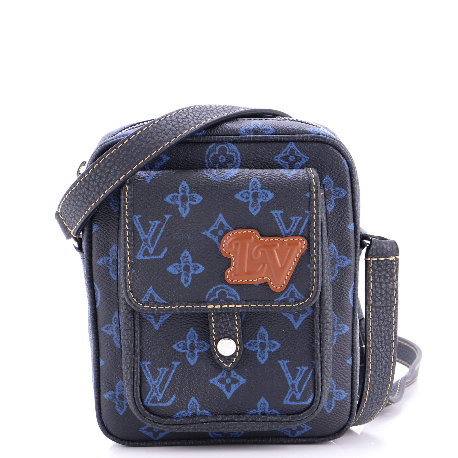 Louis Vuitton Christopher Wearable Wallet Size ONE SIZE - 1 Thumbnail
