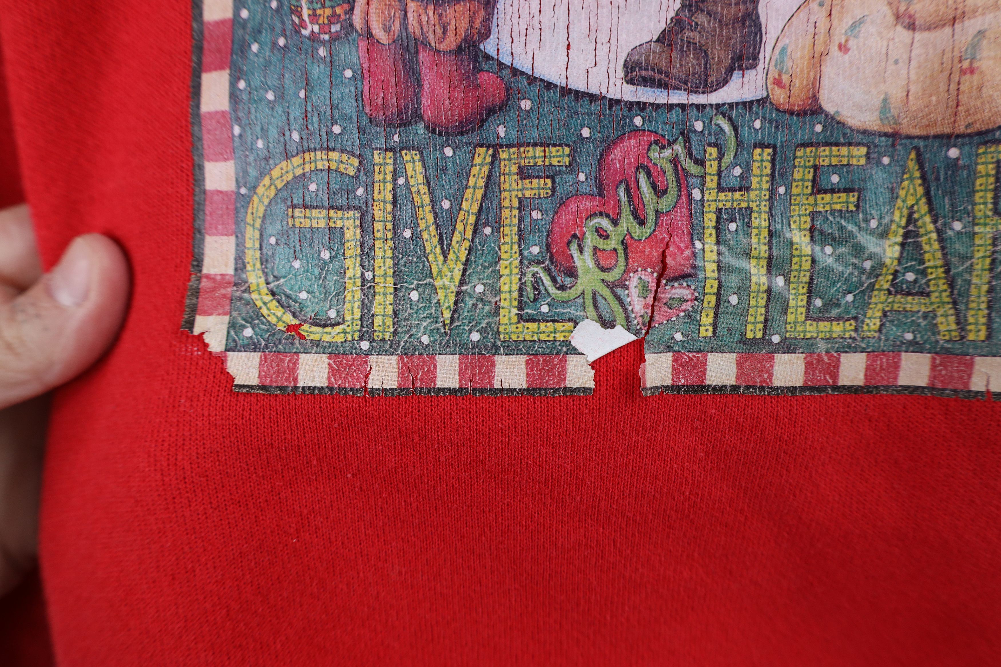 Vintage Vintage 90s Christmas Give Your Heart Santa Sweatshirt Red Size XXL / US 16-18 / IT 52-54 - 5 Thumbnail