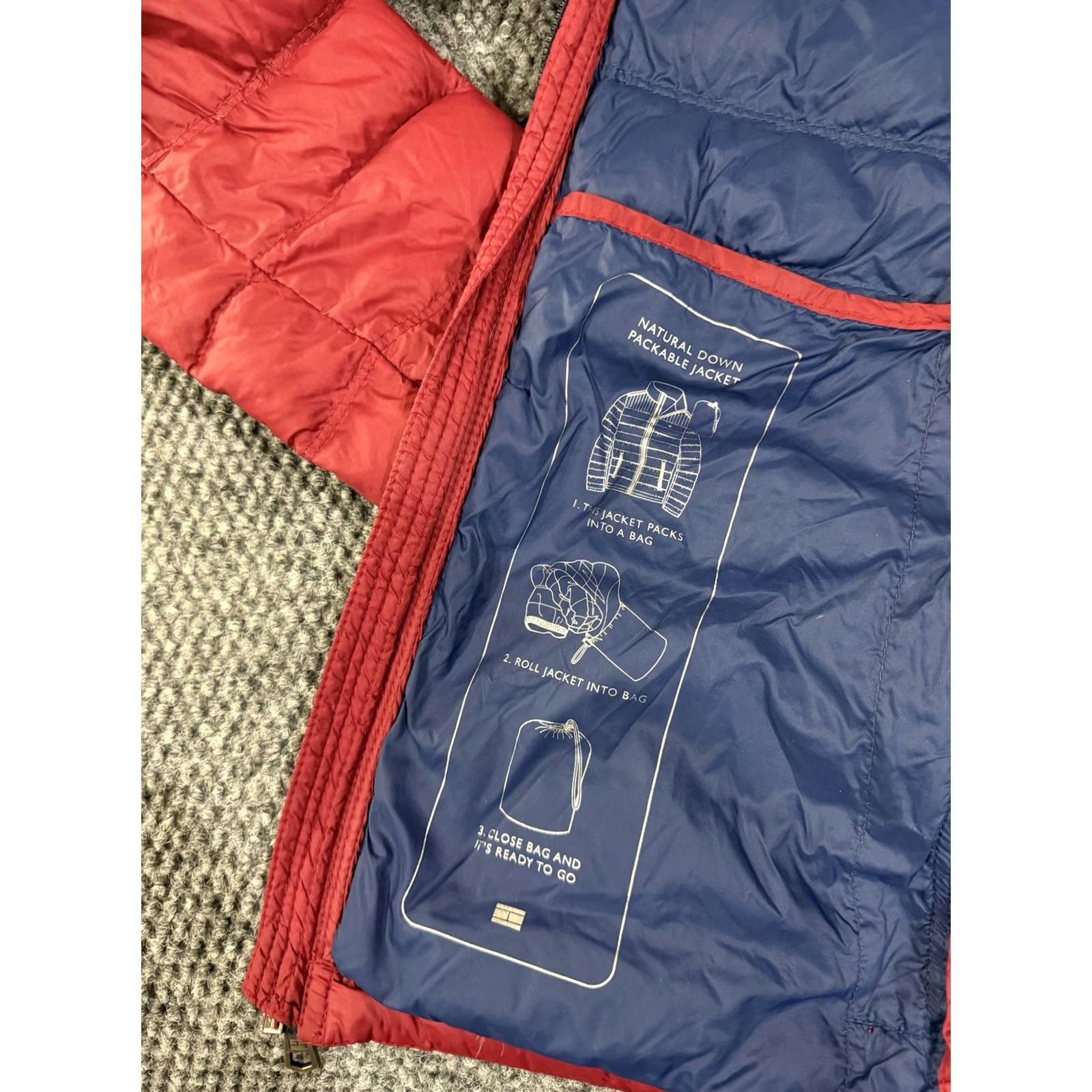 Tommy Hilfiger Tommy Hilfiger Jacket Mens S Red Down Packable Puffer Hooded Zip Nylon Shell Lined Size US S / EU 44-46 / 1 - 7 Thumbnail