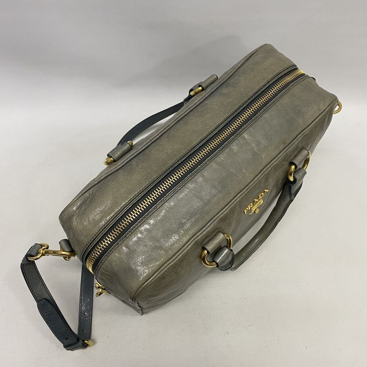 Prada ‼️LASTDROP‼️ PRADA GREY VITELLO SHINE BOULETTO BAG 2 WAY Size ONE SIZE - 6 Thumbnail