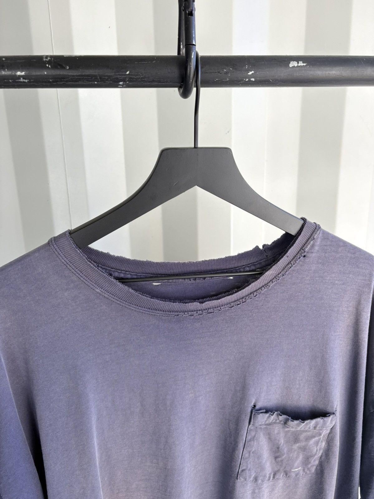 Vintage Thrashed Pocket Sun Faded Tee Shirt Distressed ERD Grunge Size US XL / EU 56 / 4 - 4 Thumbnail