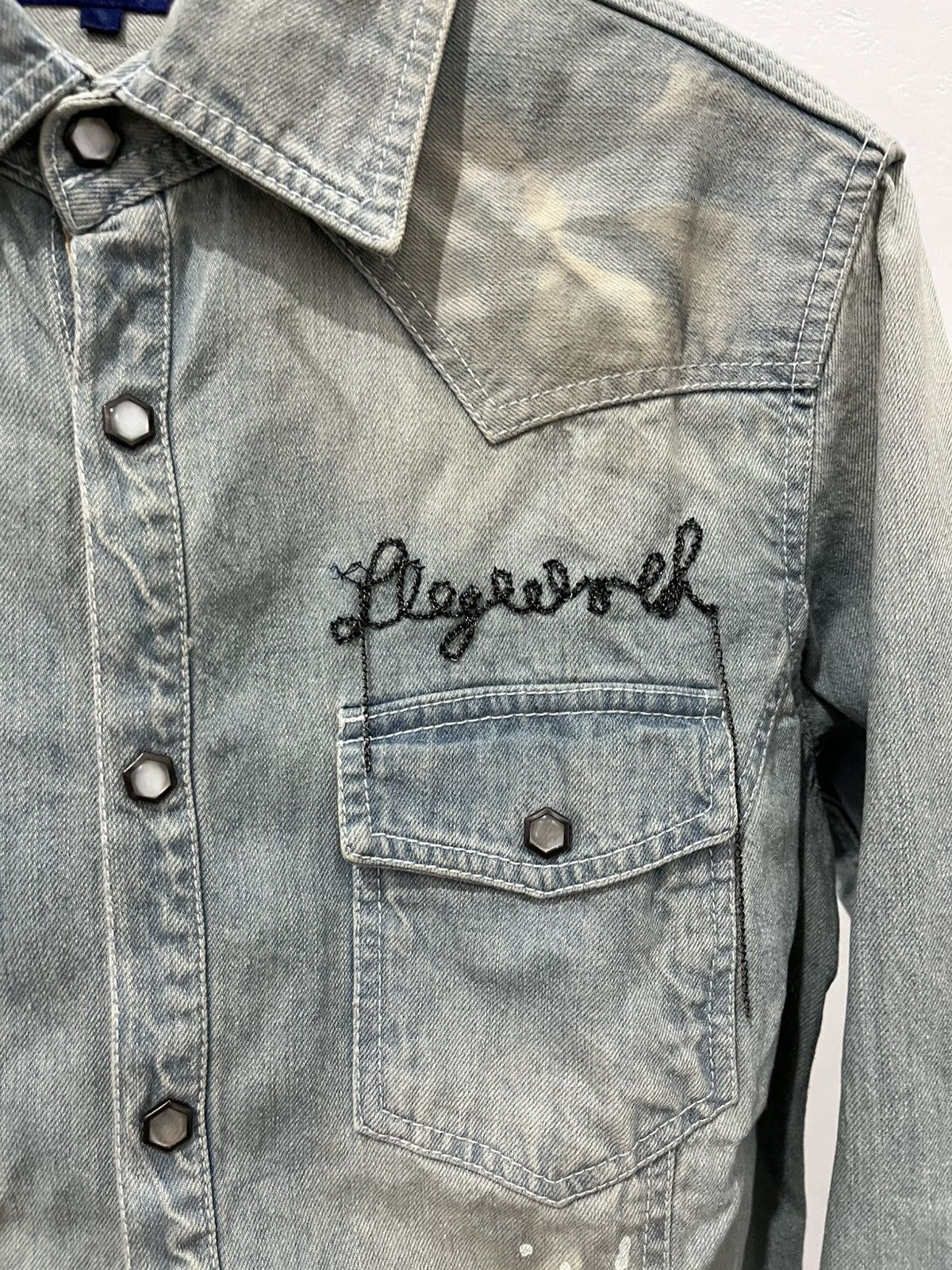 semanticdesign Semanticdesign chain label cowboys style Size US M / EU 48-50 / 2 - 3 Thumbnail