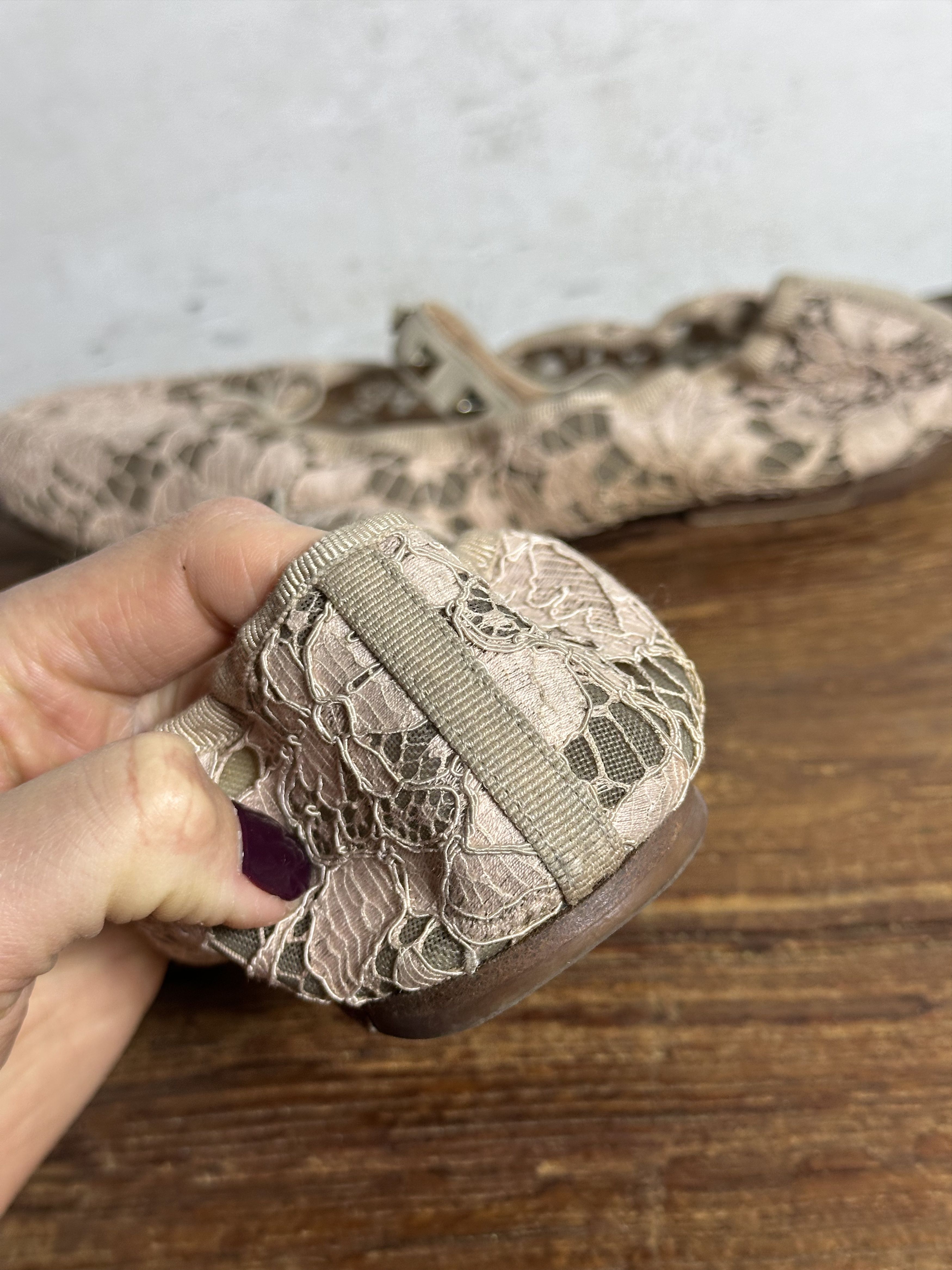 Valentino Valentino Pink Lace Rock Stud Ballet Flat Shoes Size US 9 / IT 39 - 9 Thumbnail
