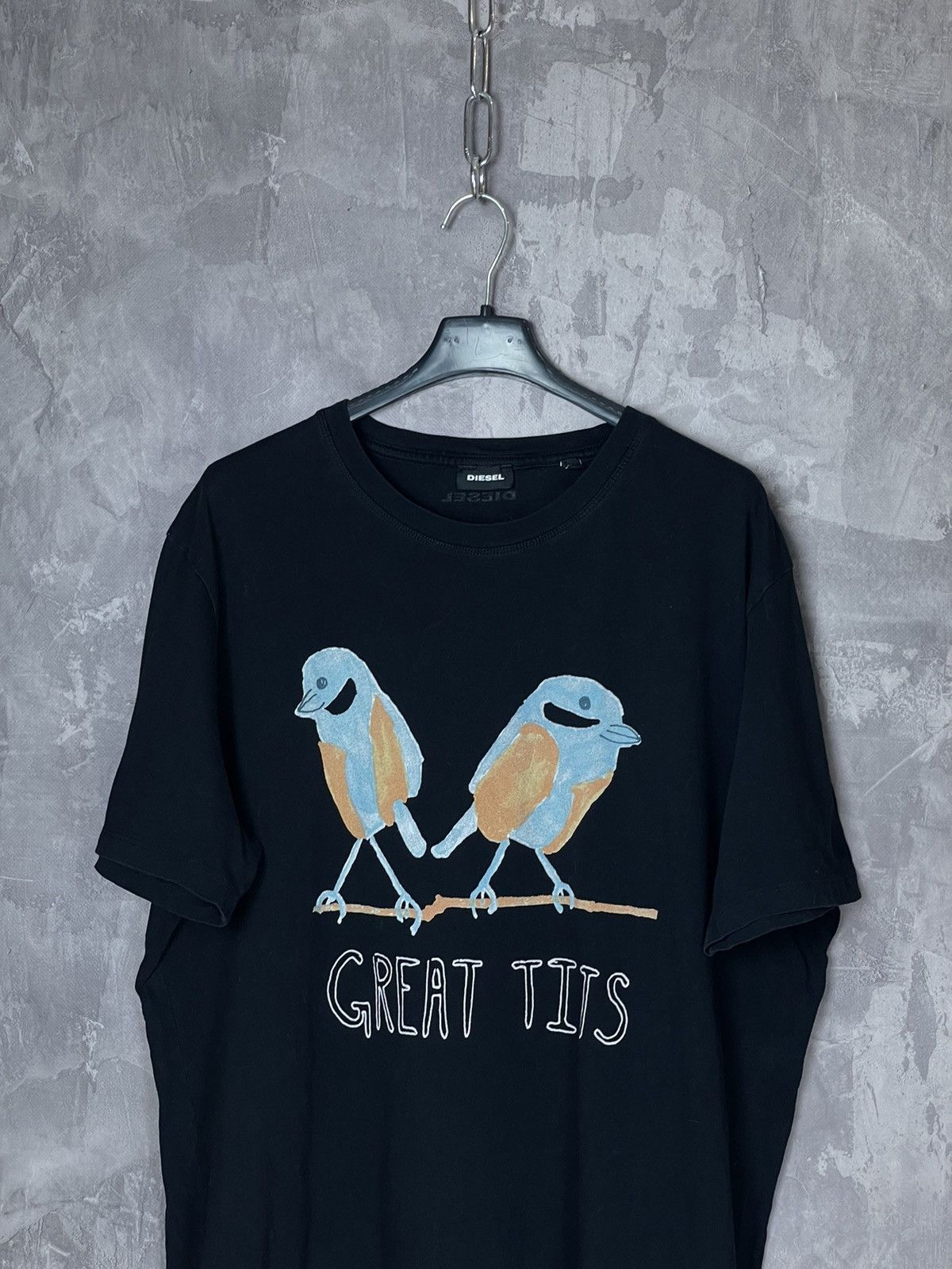 Diesel × Vintage DIESEL BIG LOGO “GREAT TITS” BIRDS RARE T-SHIRT Size US XL / EU 56 / 4 - 2 Thumbnail